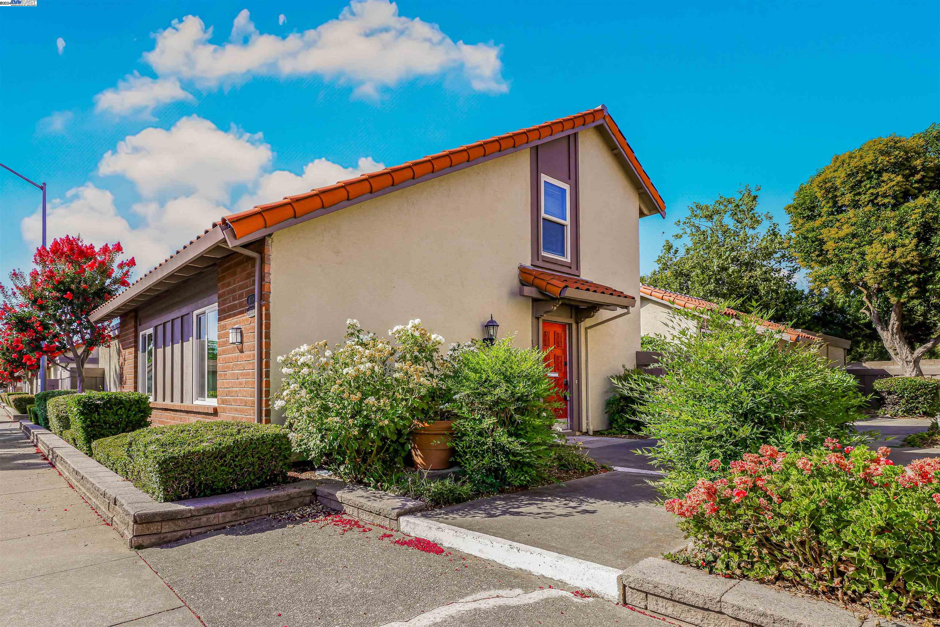 Detail Gallery Image 1 of 1 For 1559 Calle Santiago, Pleasanton,  CA 94566 - 3 Beds | 2 Baths