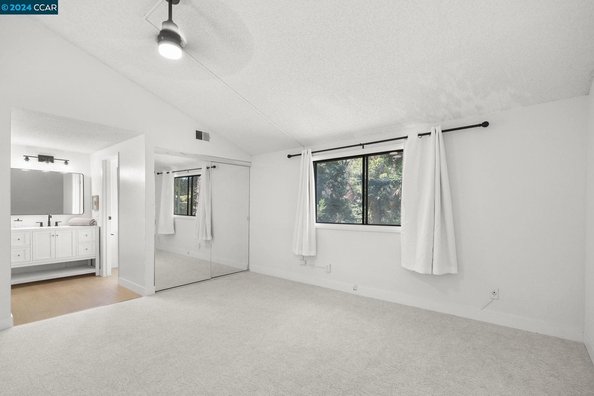 Detail Gallery Image 19 of 28 For 8611 Mountain Blvd #58,  Oakland,  CA 94605 - 2 Beds | 2 Baths