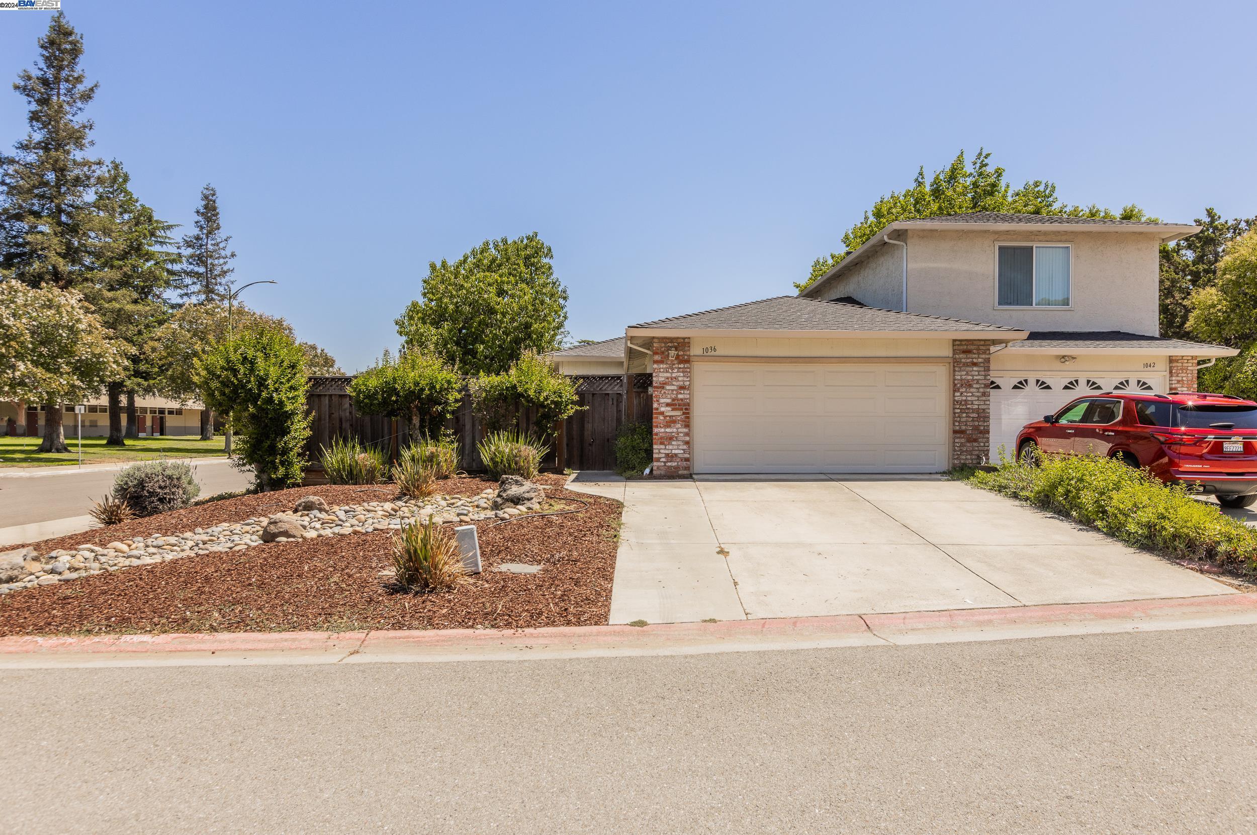 Detail Gallery Image 1 of 1 For 1036 Bret Hill Ct, San Jose,  CA 95120 - 2 Beds | 2 Baths