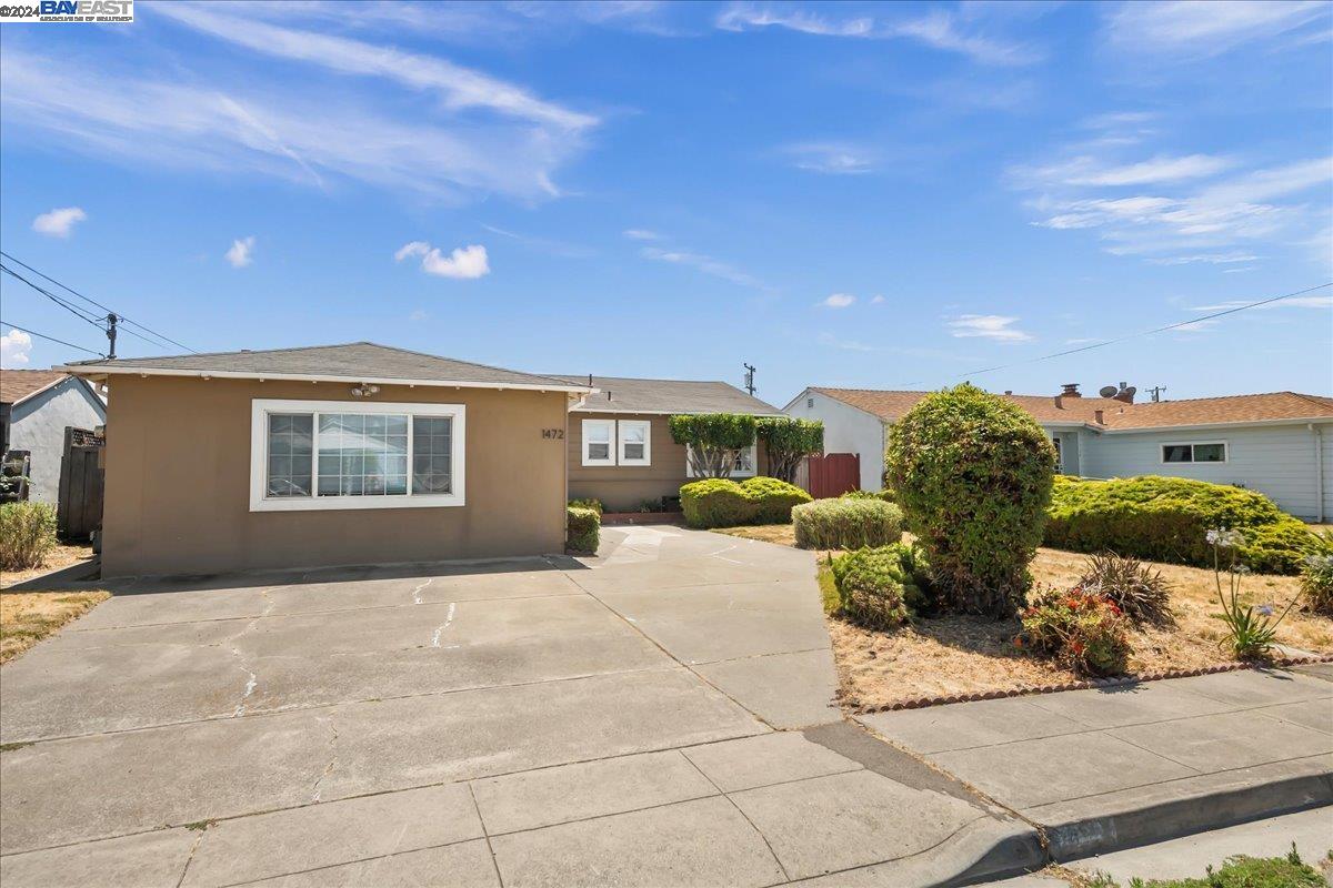 Detail Gallery Image 1 of 1 For 1472 via Hermana, San Lorenzo,  CA 94580 - 3 Beds | 2 Baths