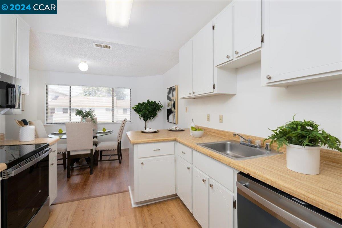 Photo #4: 41069193 Listing 