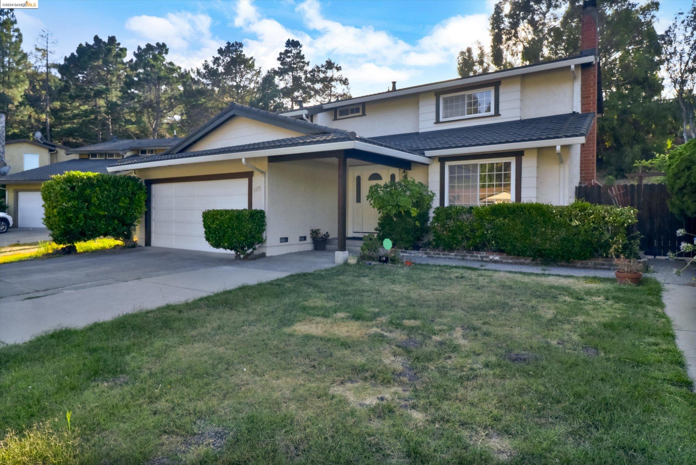 Detail Gallery Image 1 of 1 For 1173 Fairway Dr, Richmond,  CA 94803 - 4 Beds | 2/1 Baths
