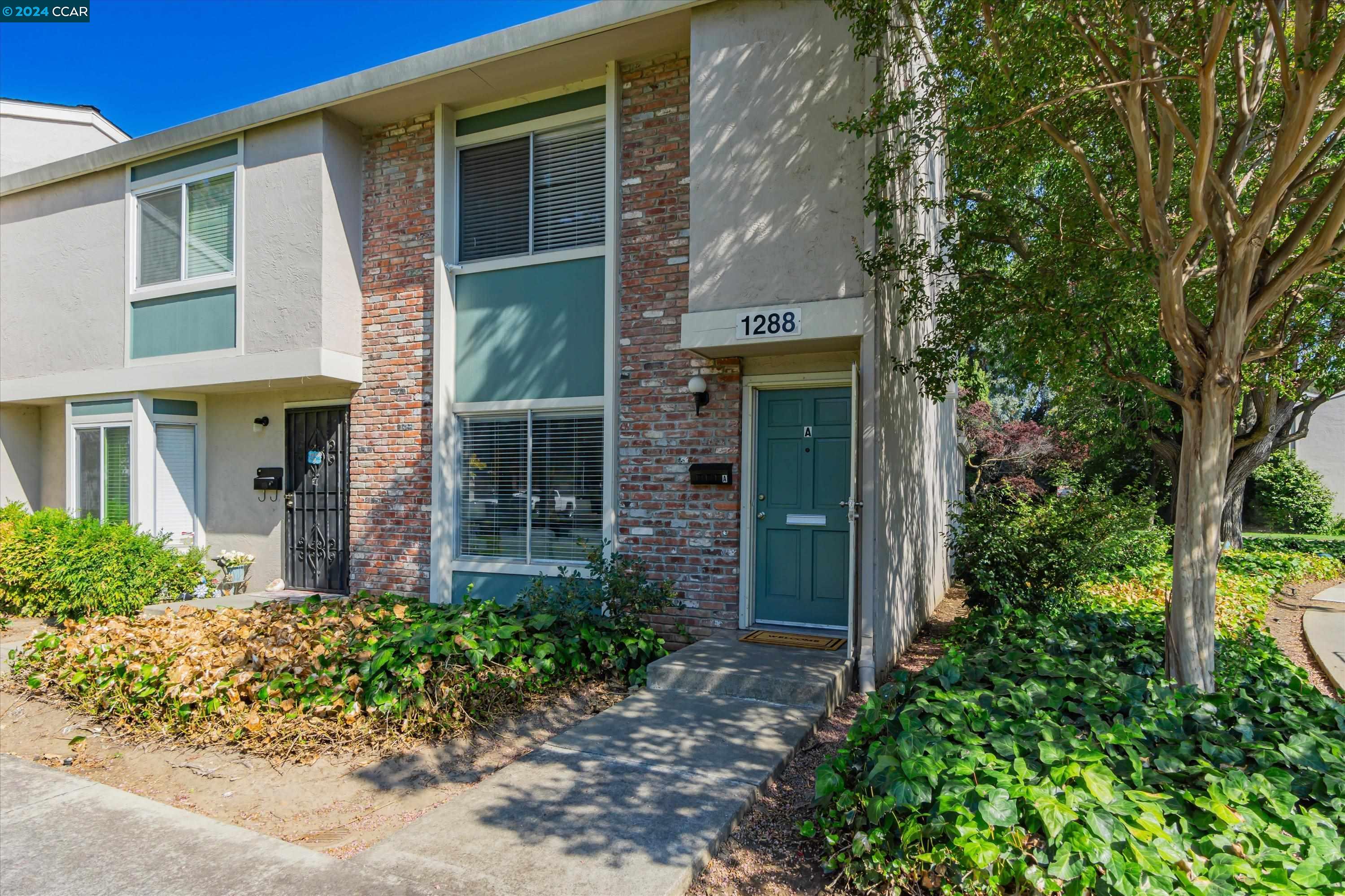 More Details about MLS # 41069331 : 1288 PINE CREEK WAY # A