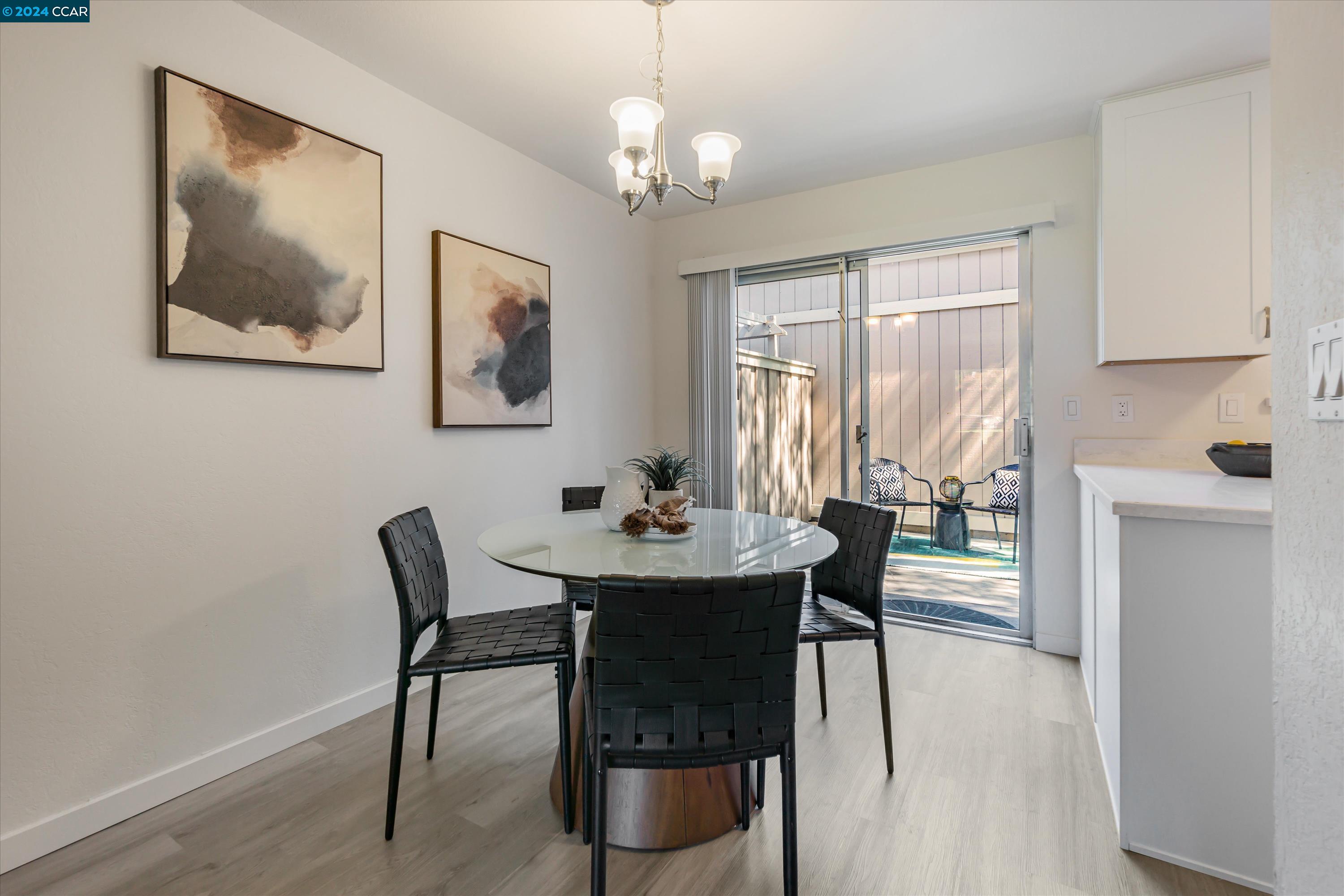 Photo #6: 41069331 Listing 