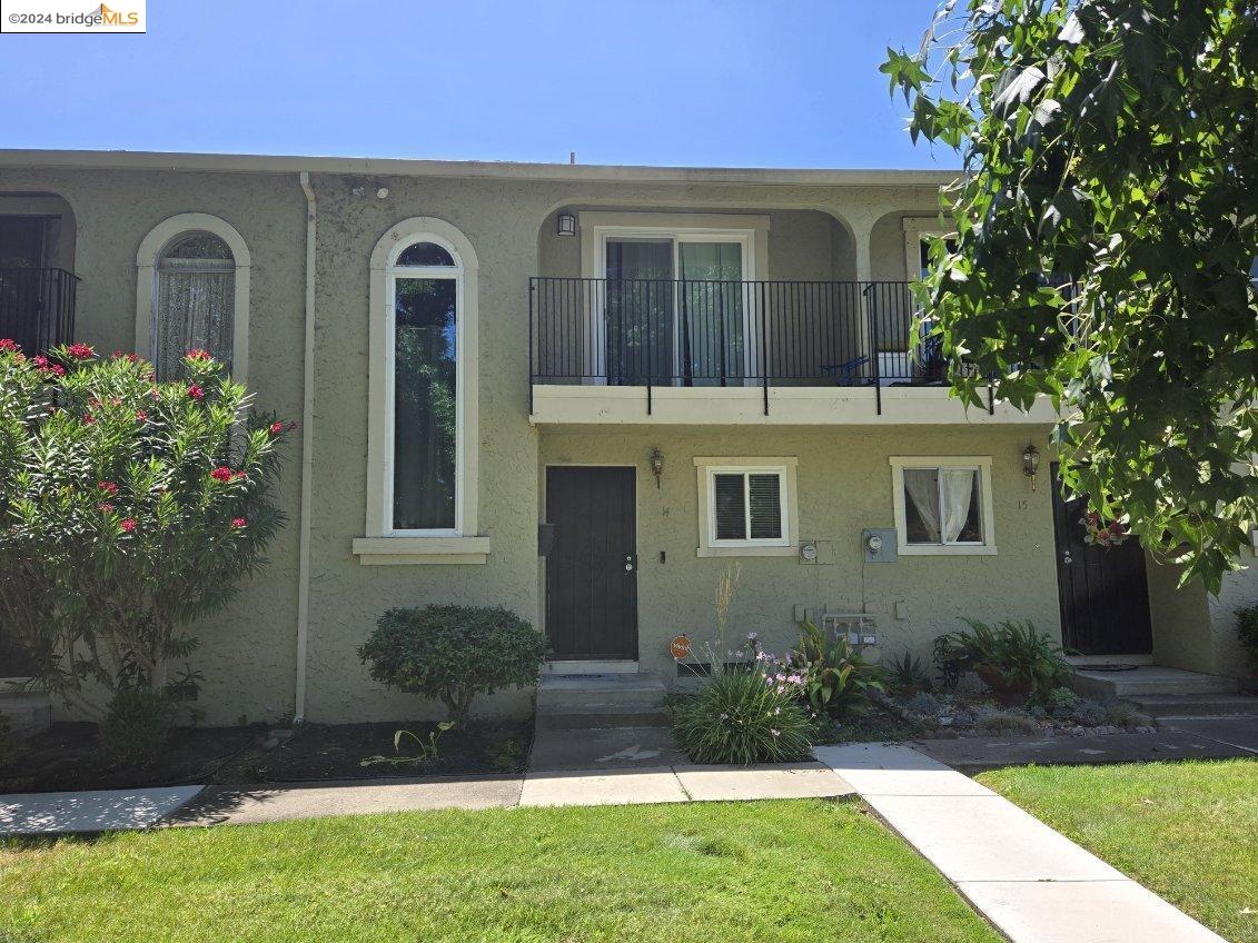 MLS: 41069456 Condo For Sale