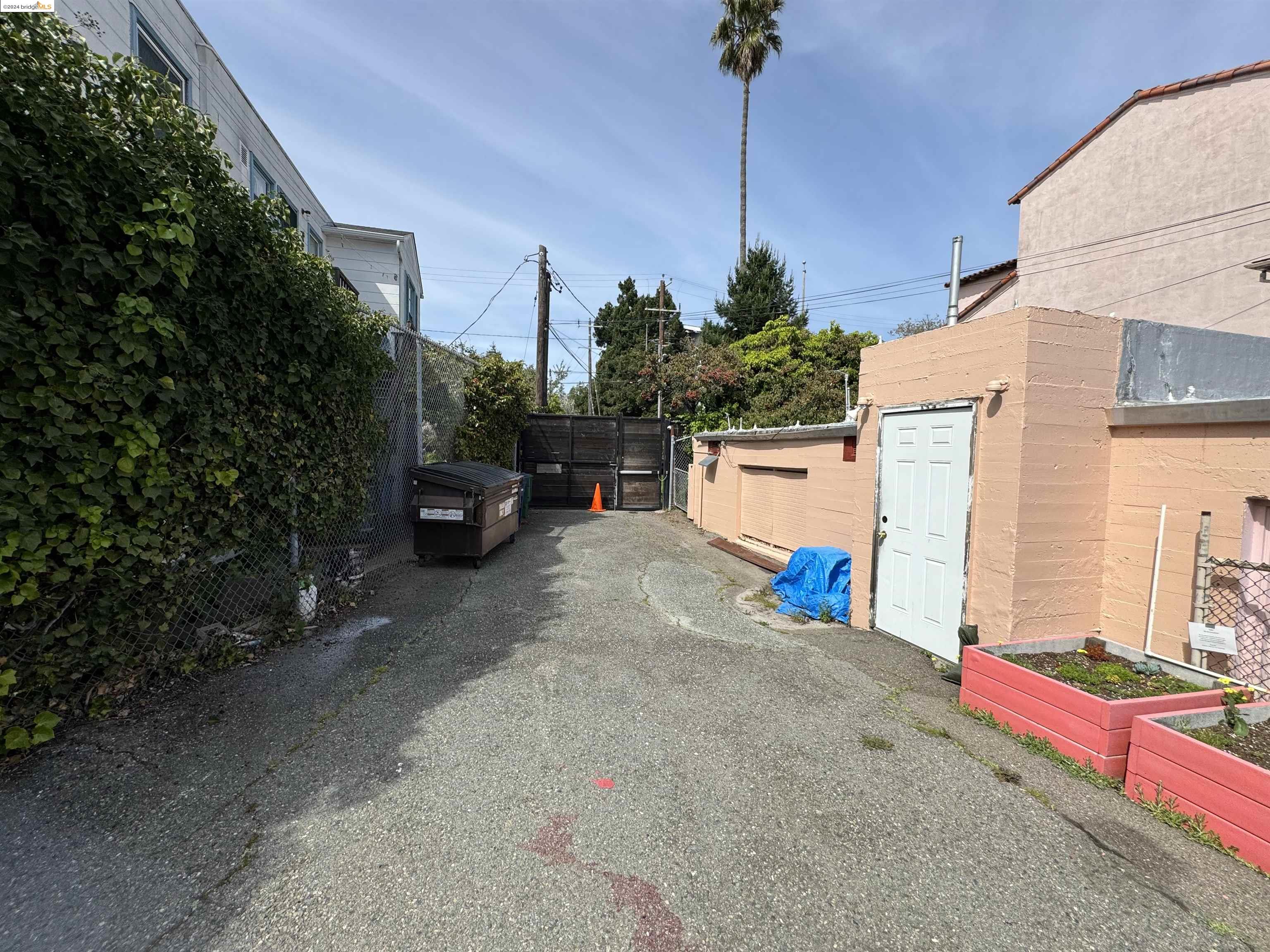 Detail Gallery Image 15 of 56 For , Berkeley,  CA 94705 - – Beds | – Baths