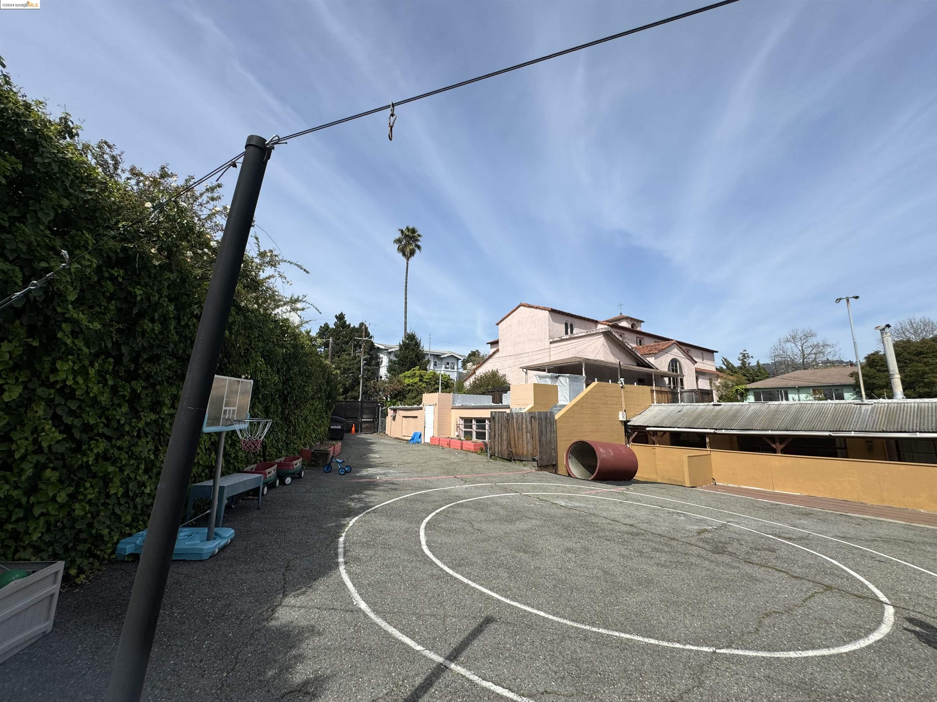 Detail Gallery Image 18 of 56 For , Berkeley,  CA 94705 - – Beds | – Baths