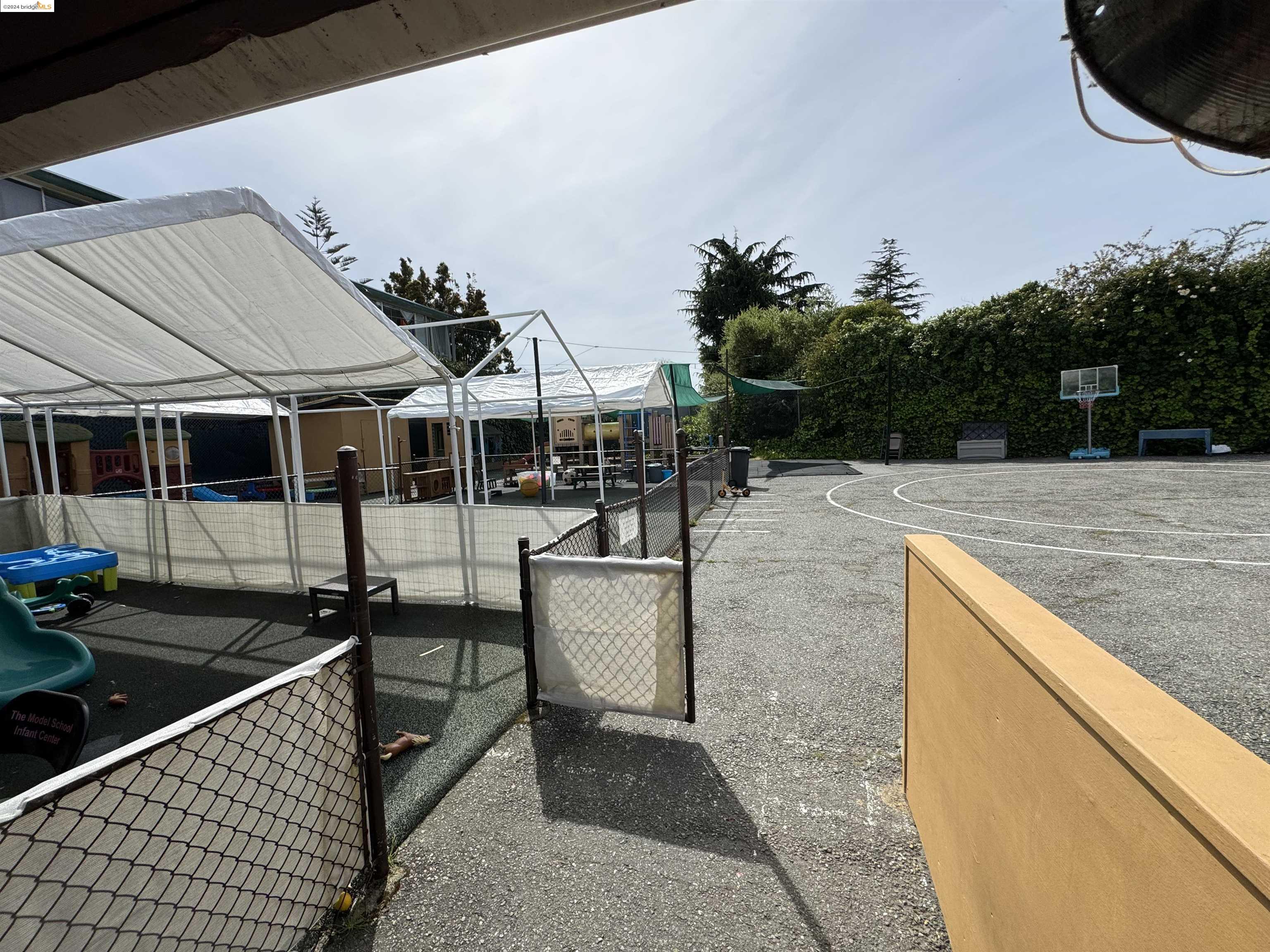 Detail Gallery Image 20 of 56 For , Berkeley,  CA 94705 - – Beds | – Baths