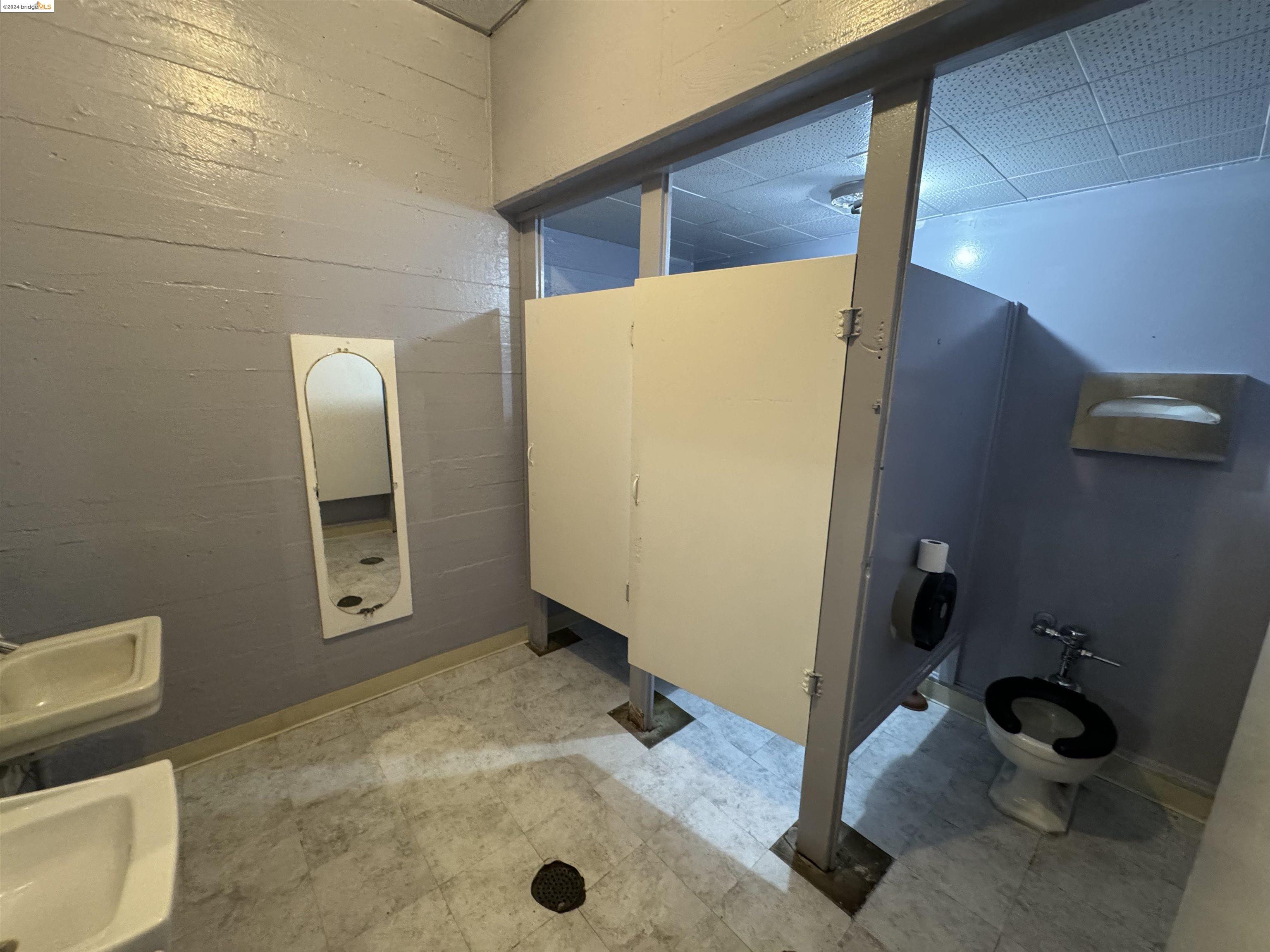 Detail Gallery Image 37 of 56 For , Berkeley,  CA 94705 - – Beds | – Baths