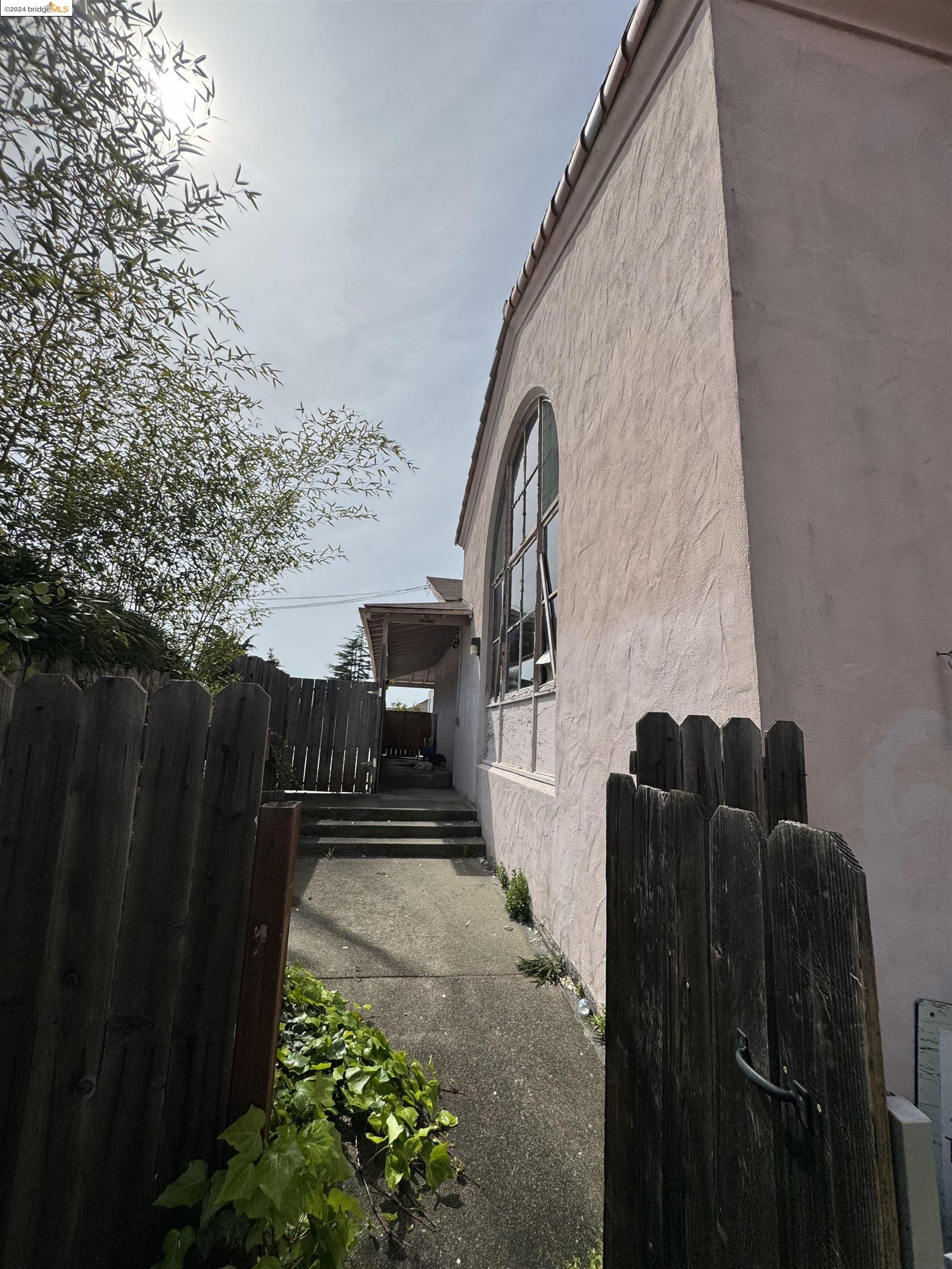 Detail Gallery Image 41 of 56 For , Berkeley,  CA 94705 - – Beds | – Baths