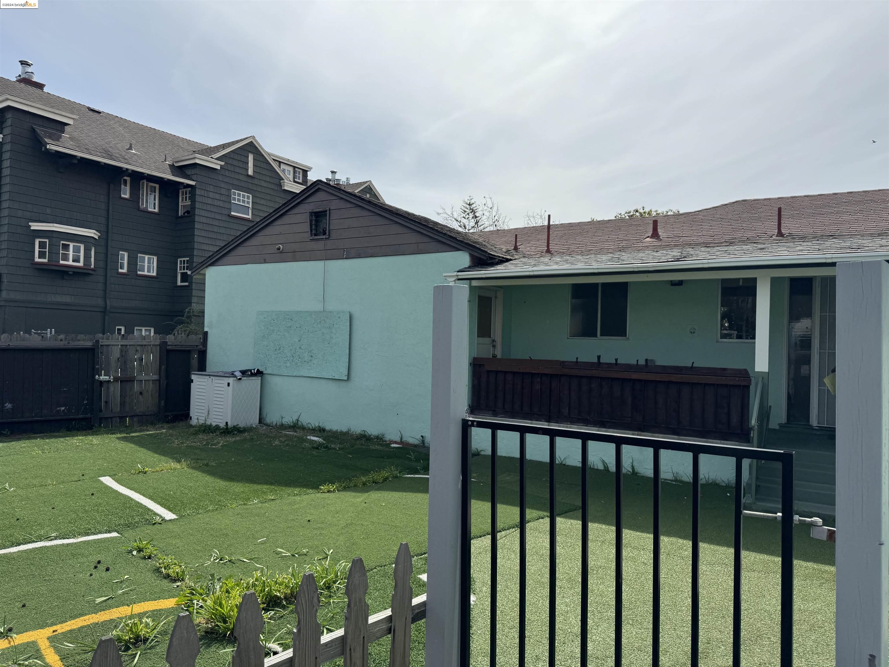 Detail Gallery Image 45 of 56 For , Berkeley,  CA 94705 - – Beds | – Baths