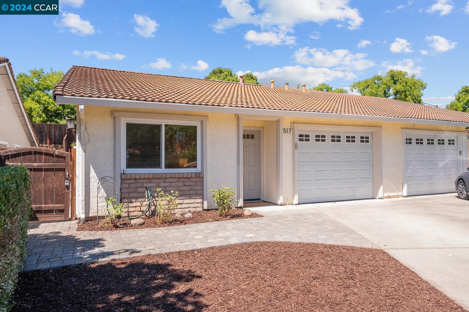 Photo #2: 41069672 Listing 