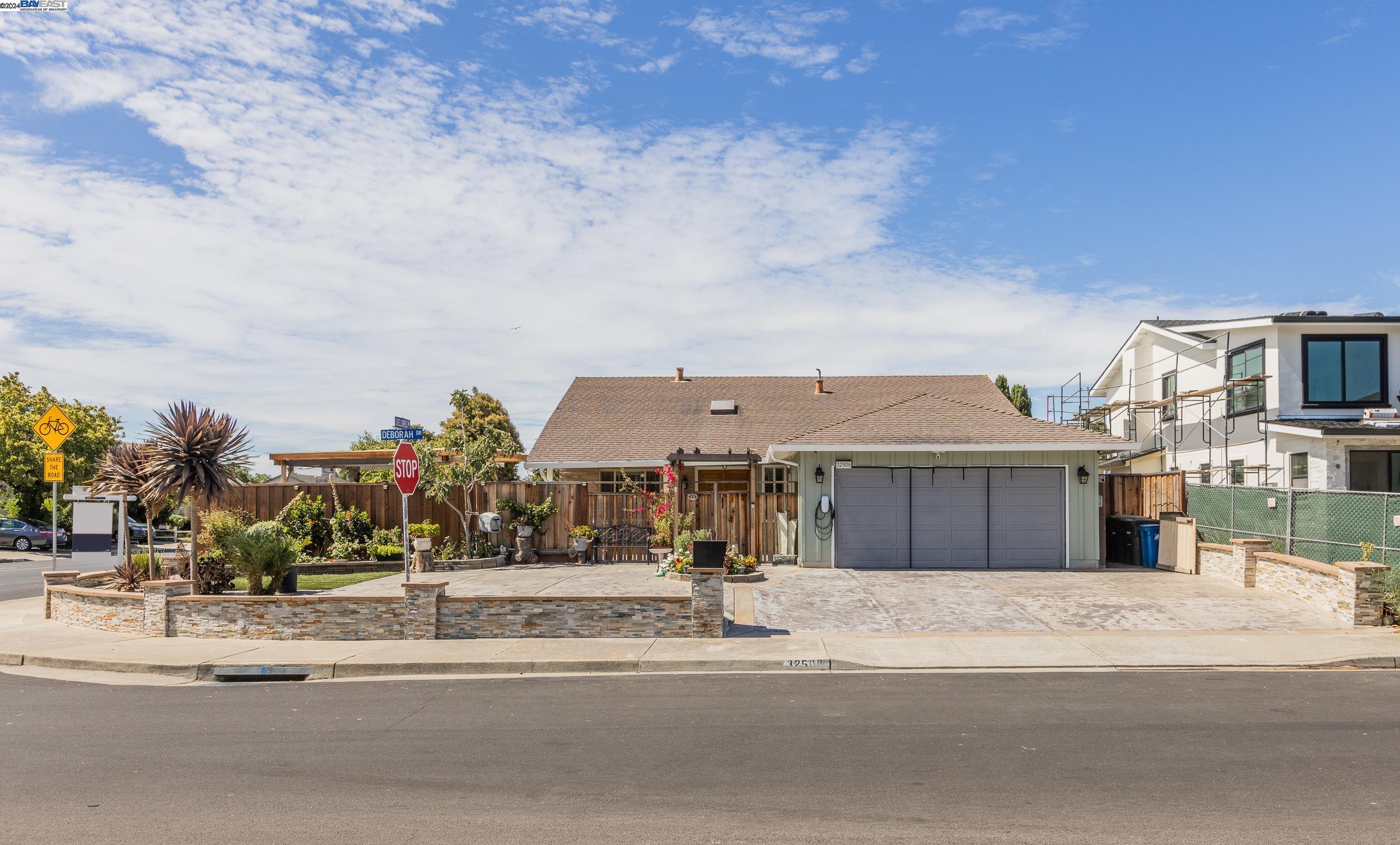 Detail Gallery Image 1 of 1 For 32508 Deborah Dr, Union City,  CA 94587 - 4 Beds | 2 Baths
