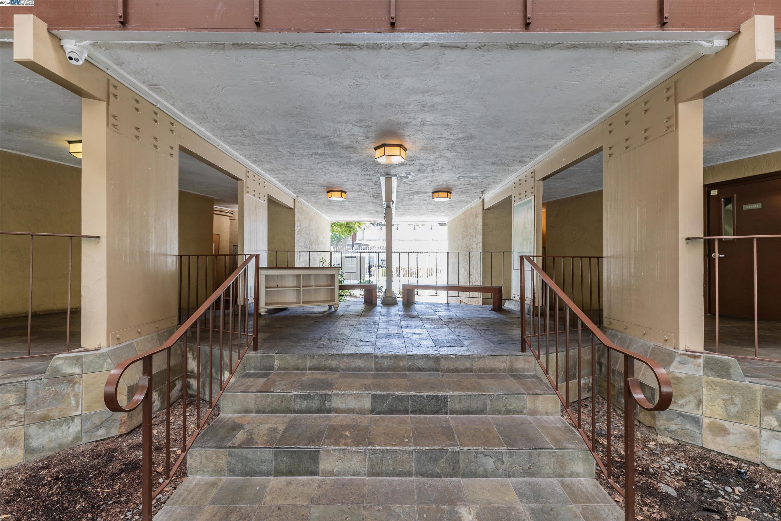 Photo #5: 41069701 Listing 