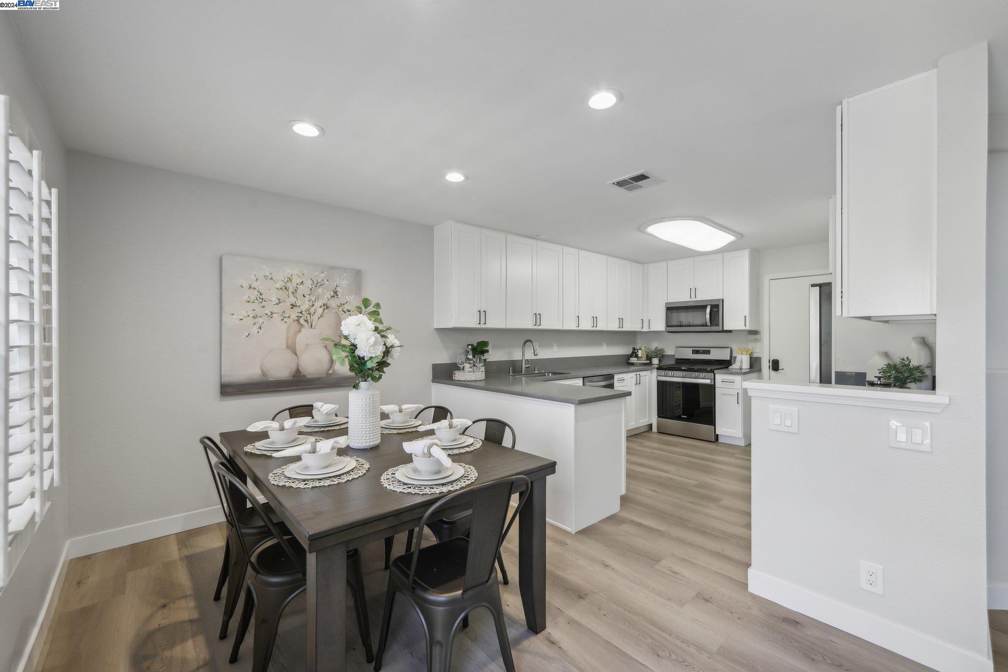 Photo #5: 41069704 Listing 