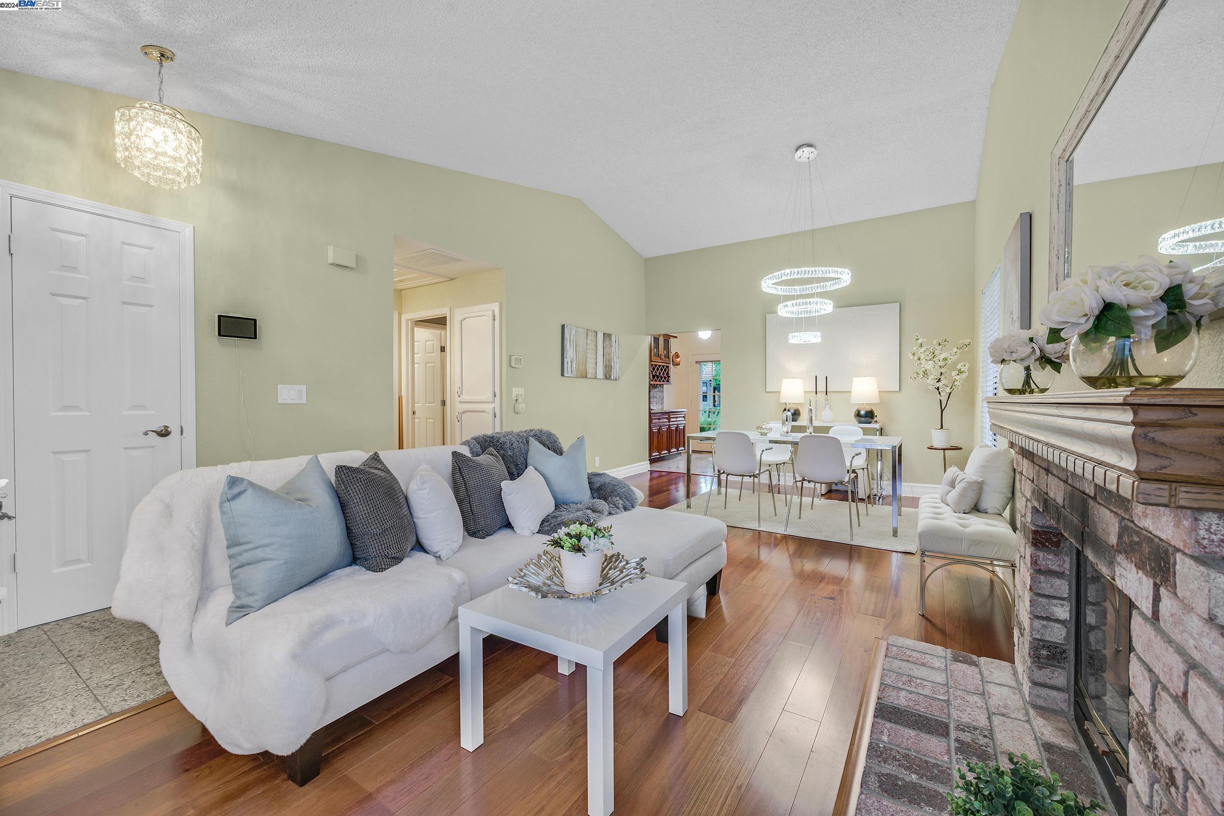 Photo #5: 41069765 Listing 