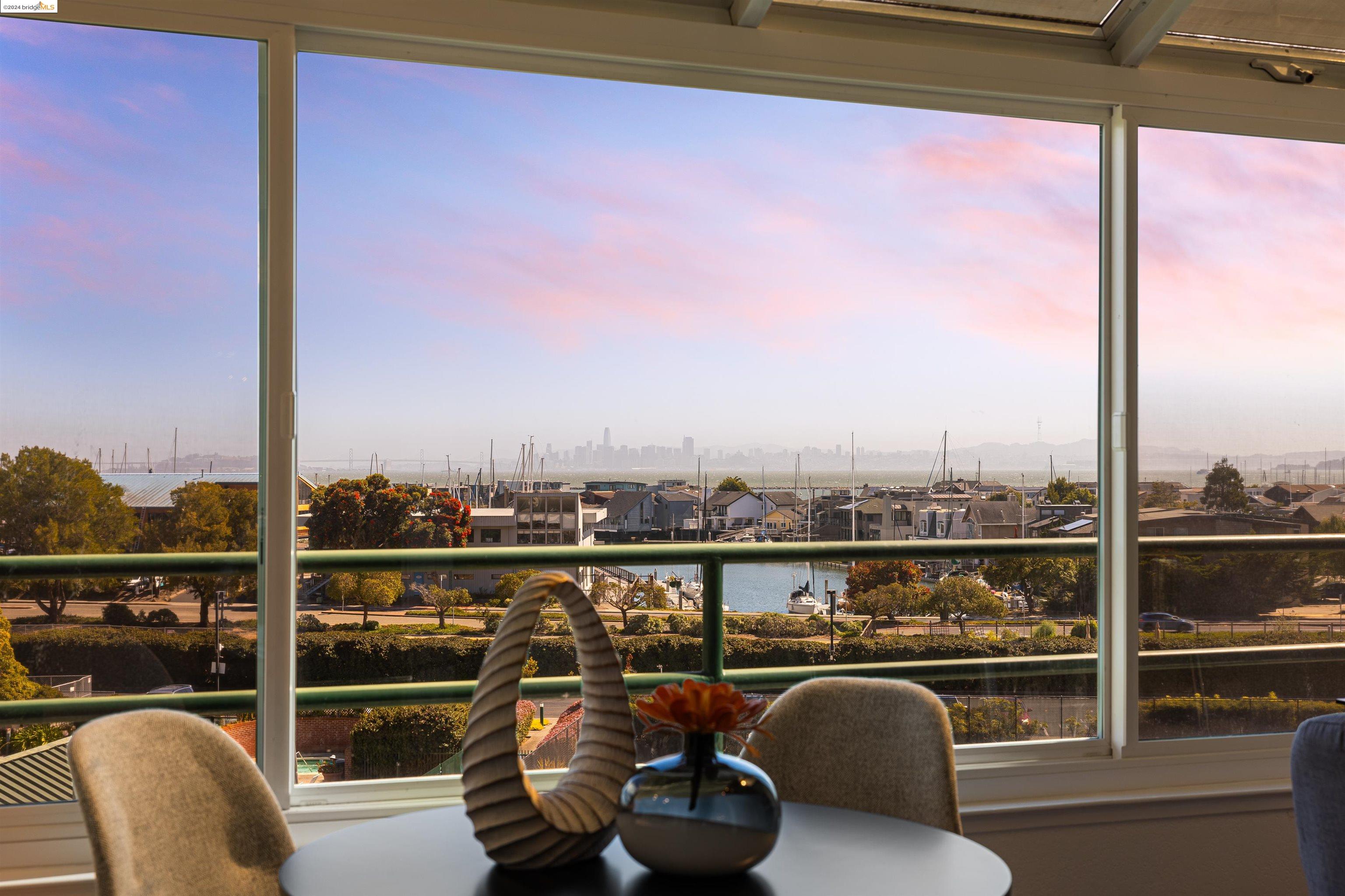 More Details about MLS # 41069784 : 1200 BRICKYARD WAY # 306
