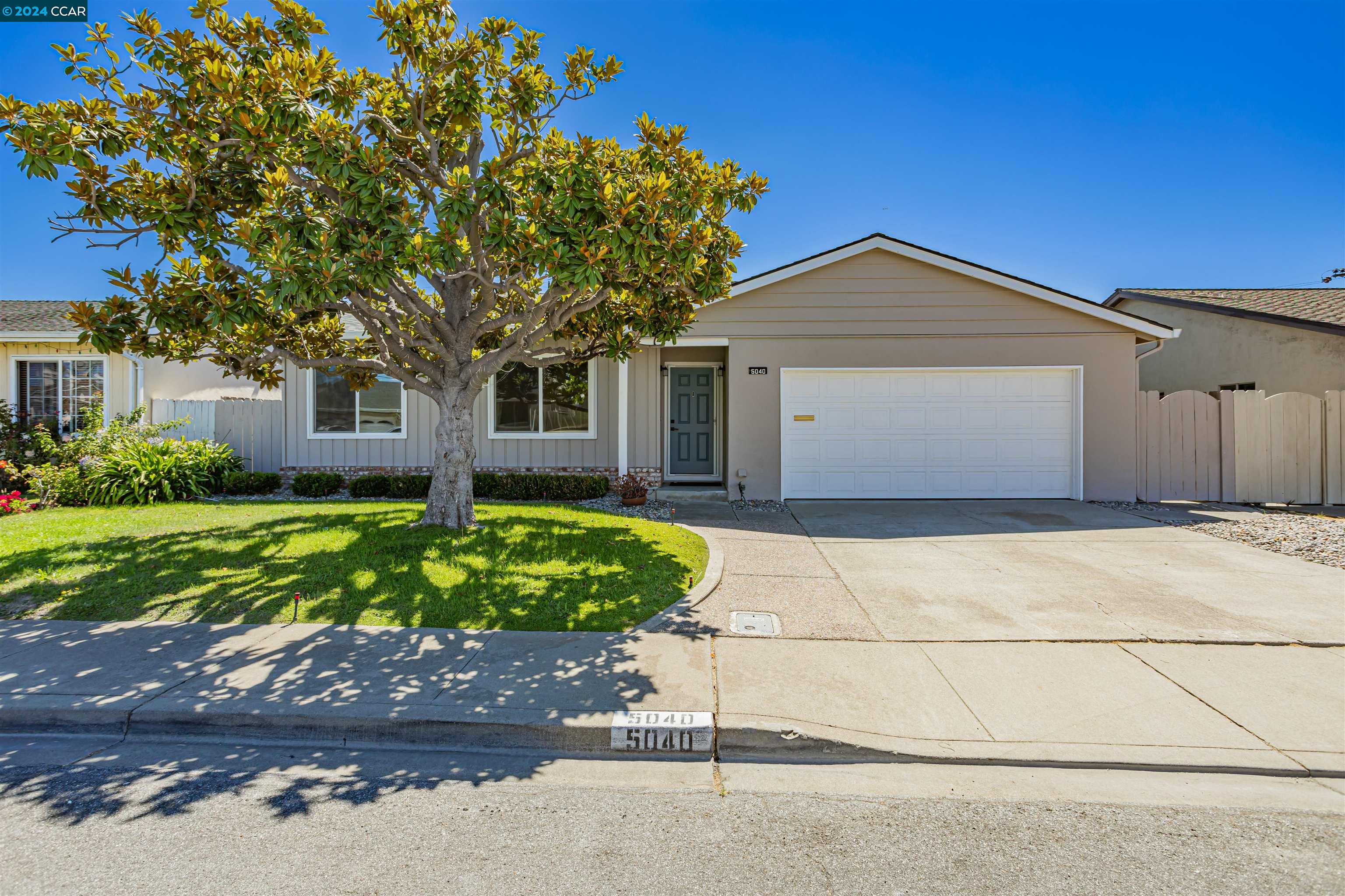 Detail Gallery Image 1 of 1 For 5040 Blacksand Road, Fremont,  CA 94538-100 - 4 Beds | 2/1 Baths