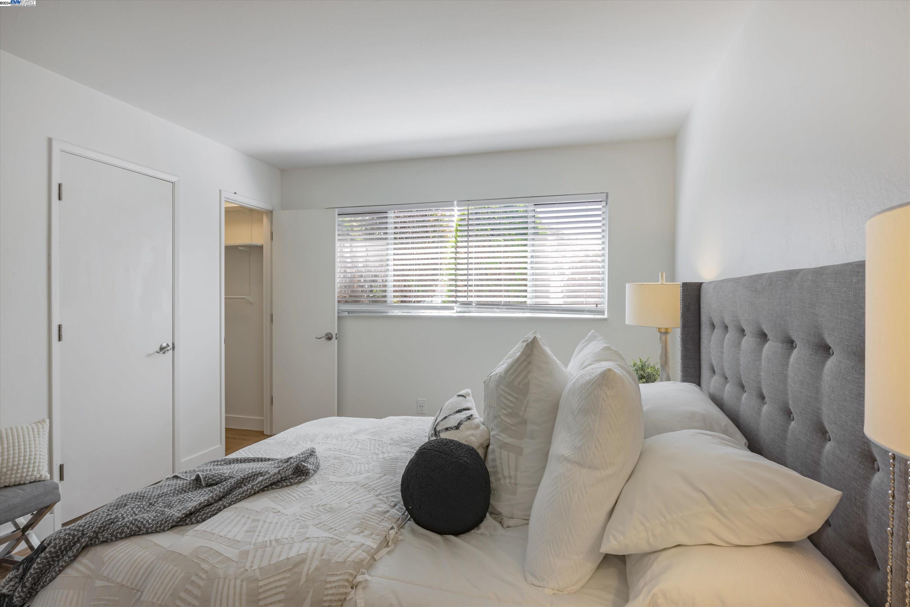 Detail Gallery Image 23 of 36 For 1943 Vining Dr, San Leandro,  CA 94579 - 3 Beds | 2 Baths