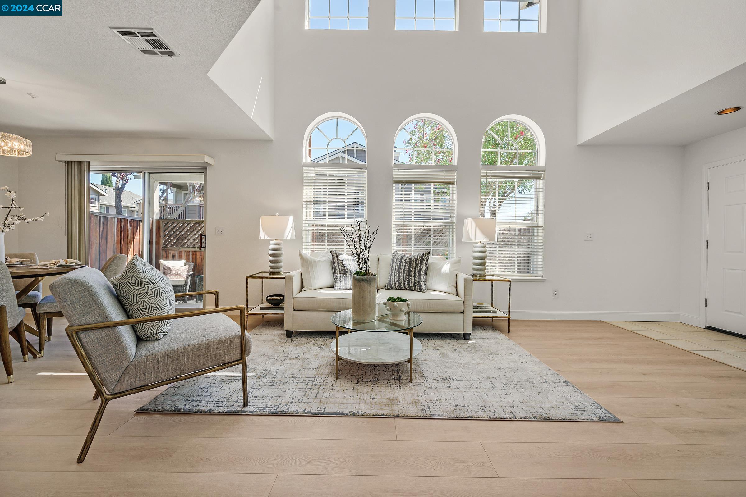 Photo #5: 41069846 Listing 