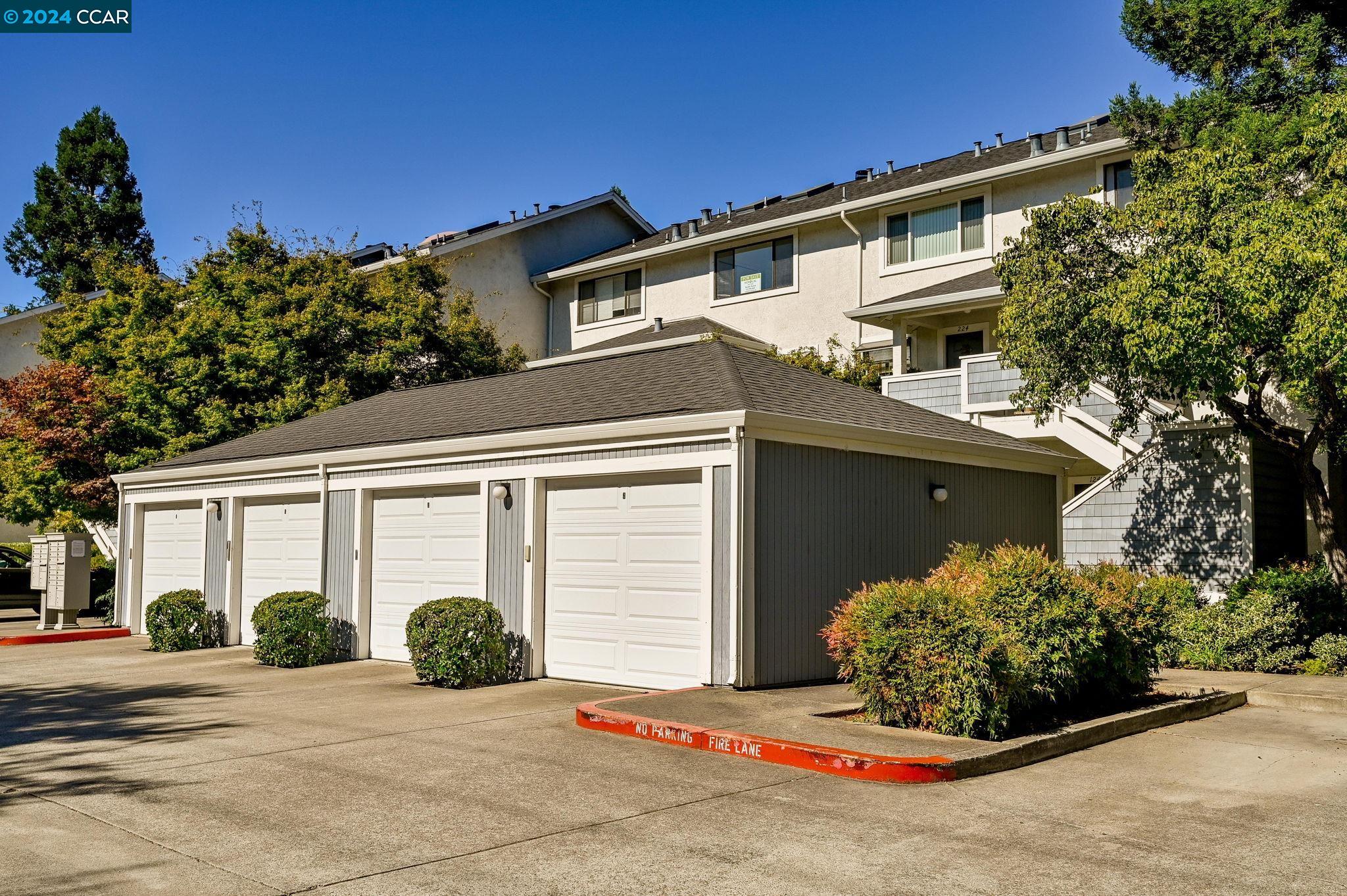 Photo #2: 41069857 Listing 