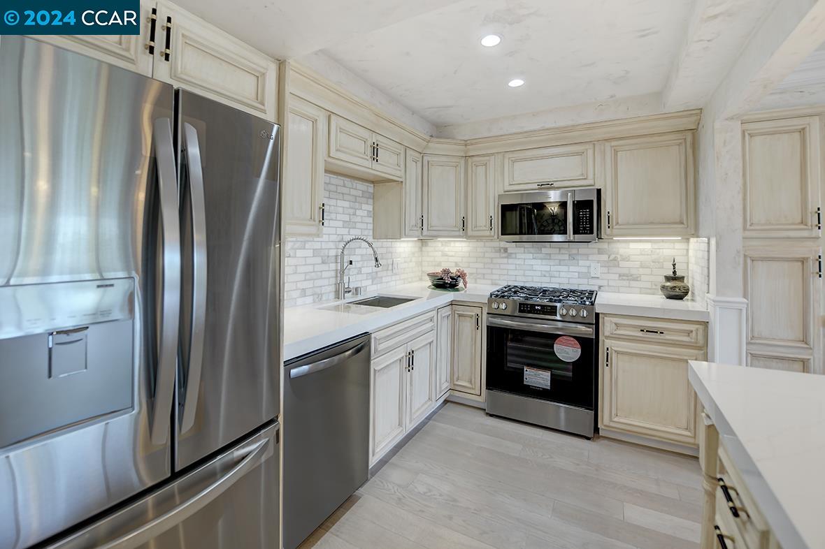 Photo #3: 41069864 Listing 