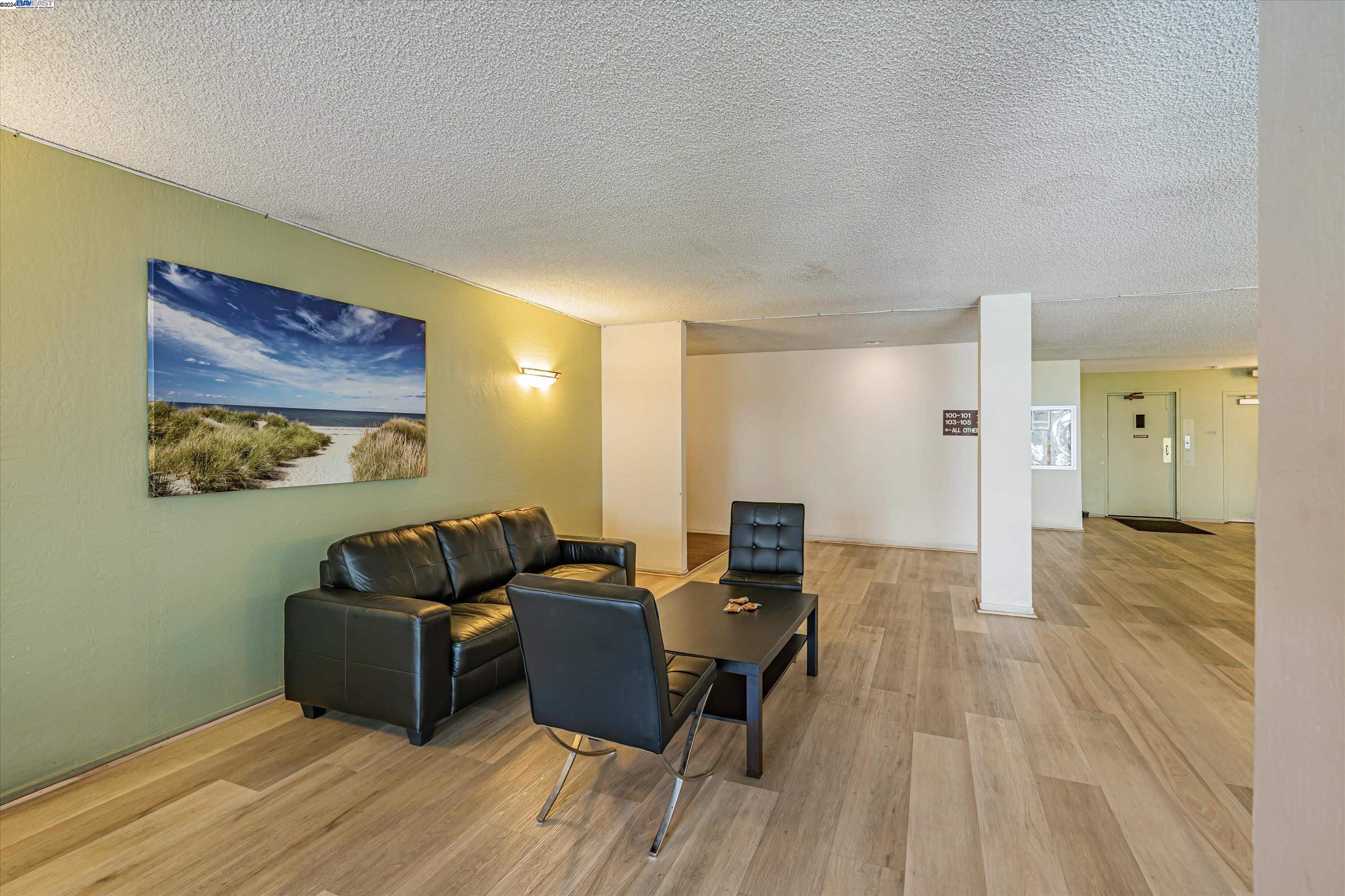 Photo #5: 41069876 Listing 