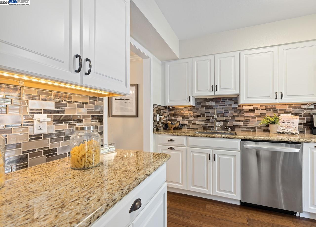 Photo #6: 41069923 Listing 