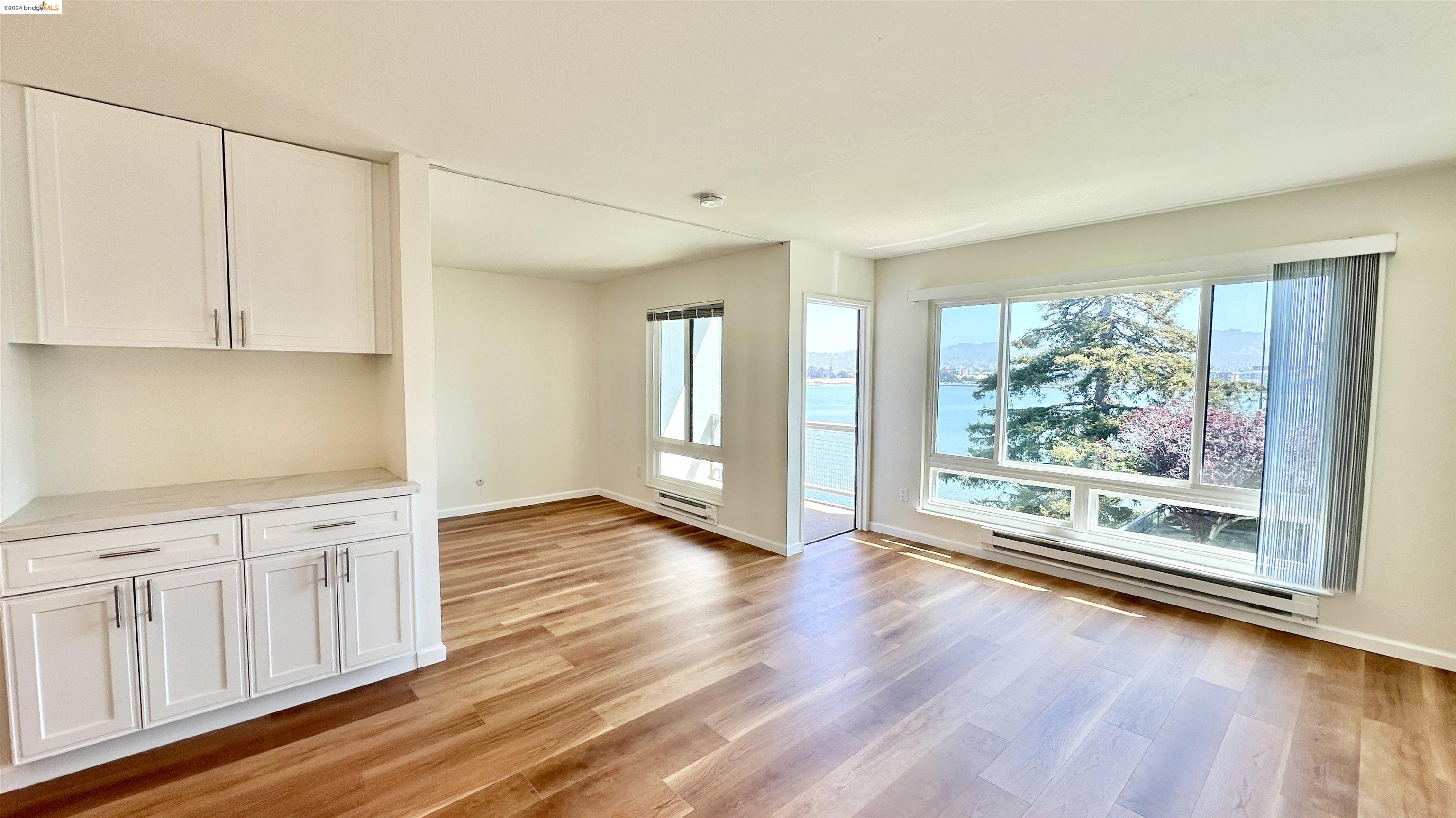 Photo #2: 41069934 Listing 