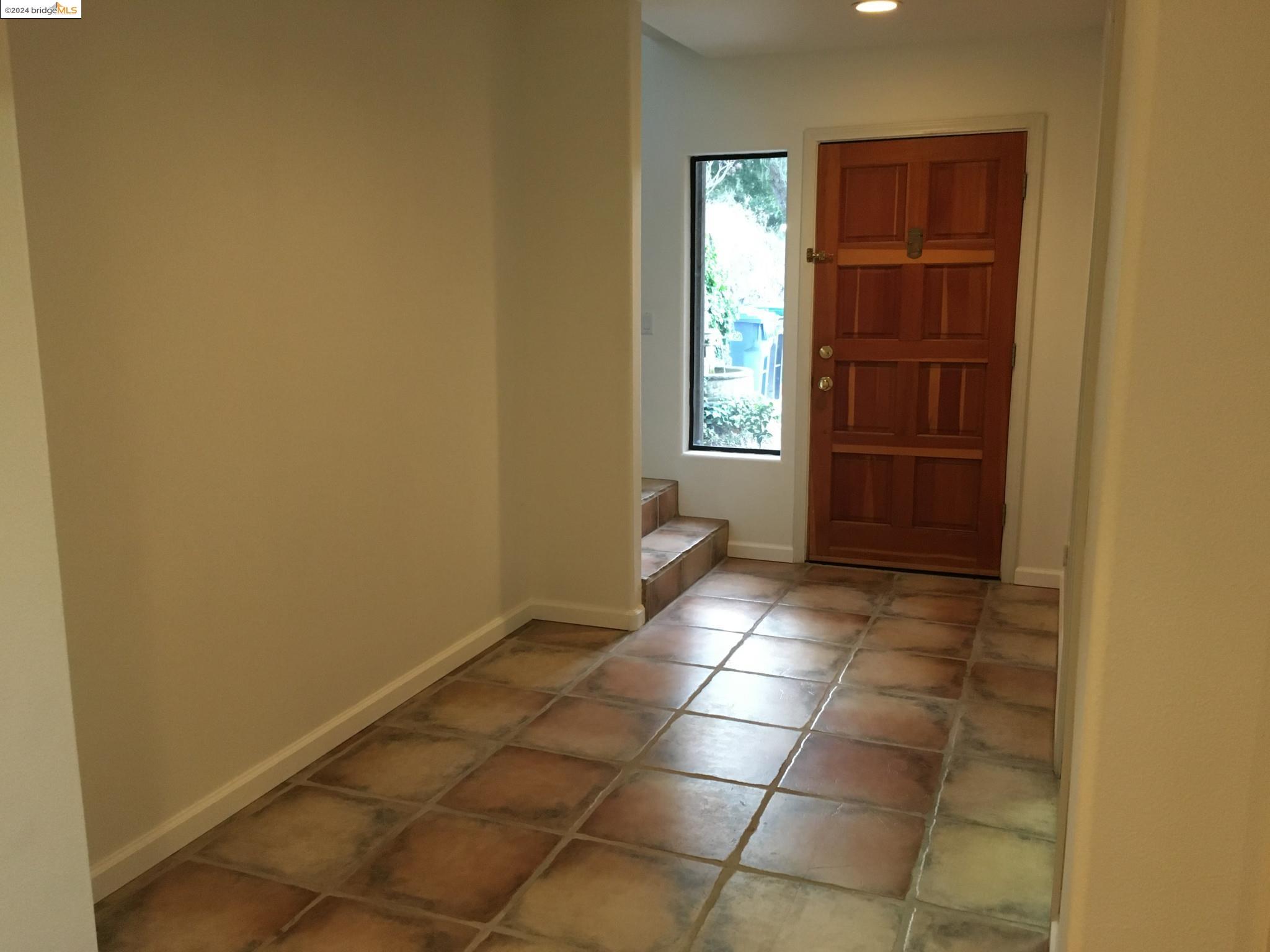Detail Gallery Image 28 of 38 For 25435 Hidden Mesa Rd, Monterey,  CA 93940 - 3 Beds | 2/1 Baths