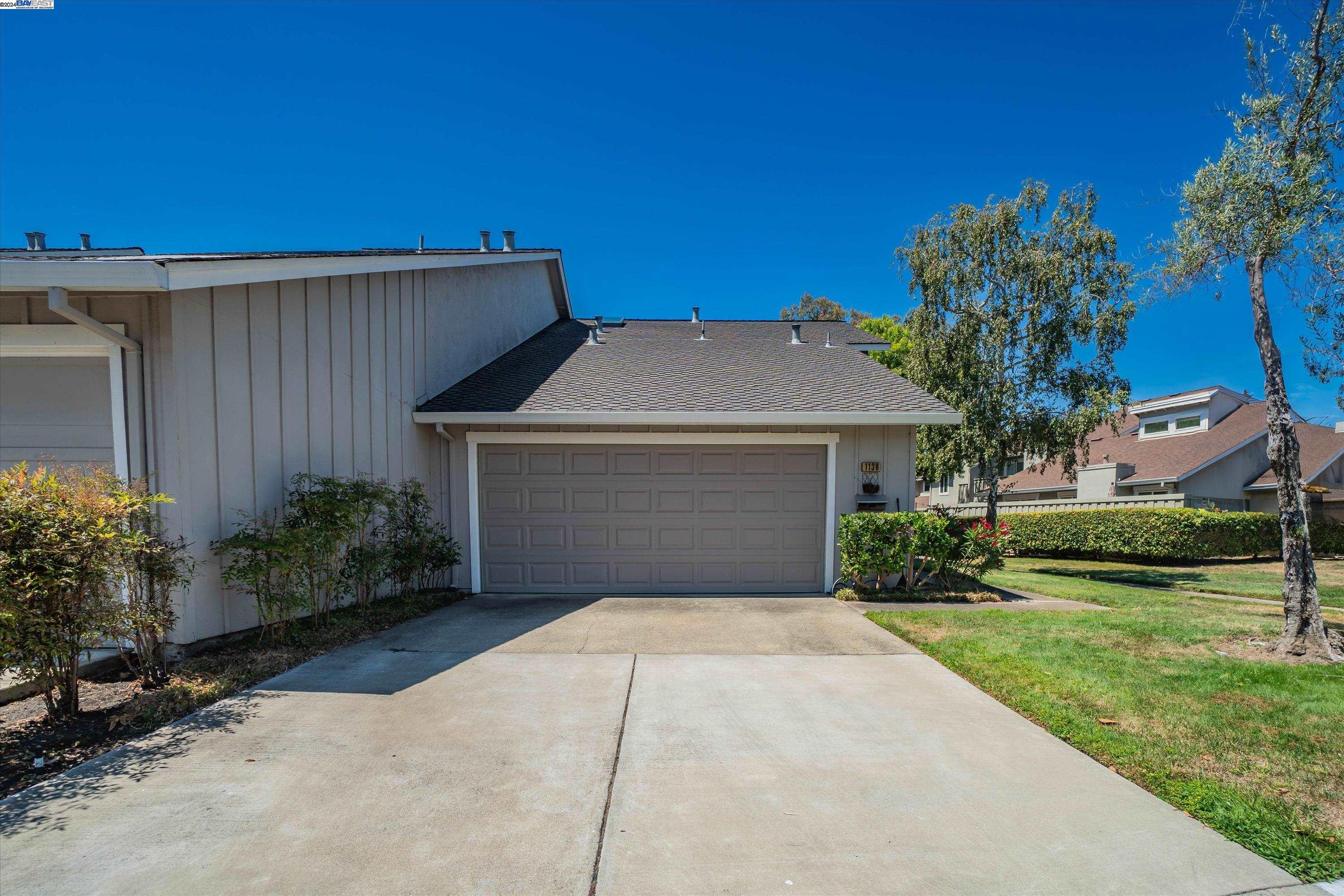 Detail Gallery Image 1 of 1 For 1136 Nimitz Ln, Foster City,  CA 94404 - 3 Beds | 2 Baths