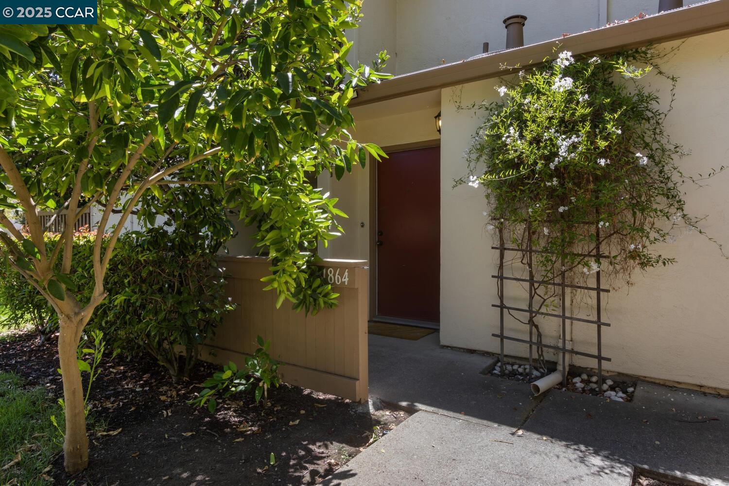 Photo #4: 41070003 Listing 