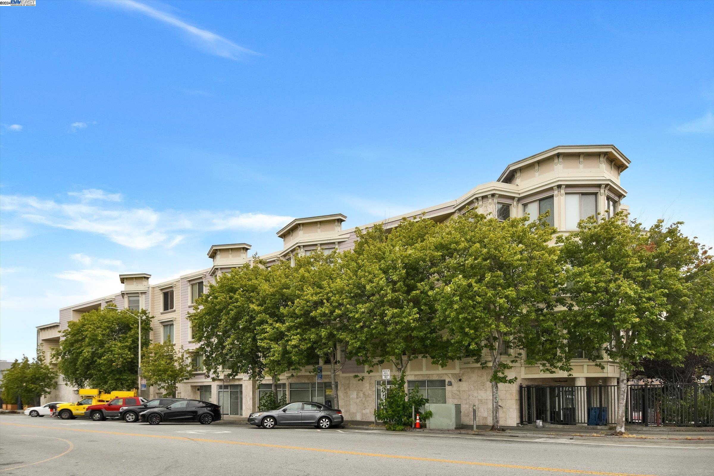 Detail Gallery Image 49 of 50 For 1699 Valencia St #305,  San Francisco,  CA 94110 - 2 Beds | 2 Baths