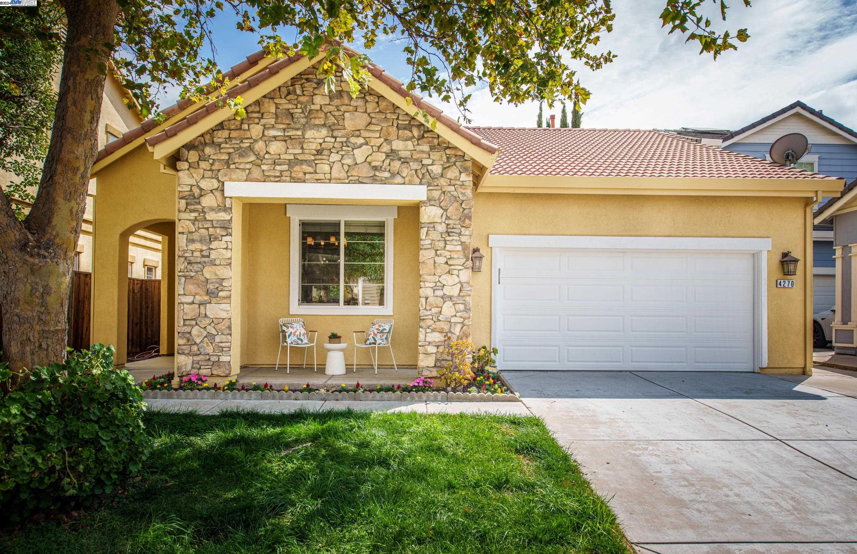Detail Gallery Image 1 of 1 For 4270 Cherry Blossom Ln, Tracy,  CA 95377 - 4 Beds | 2 Baths