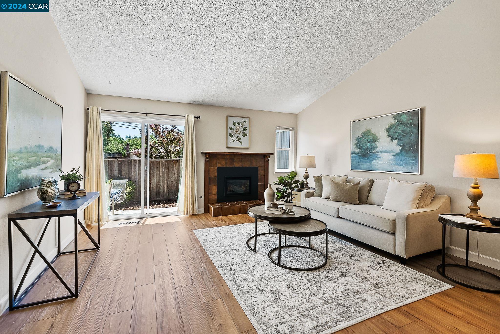Photo #5: 41070029 Listing 