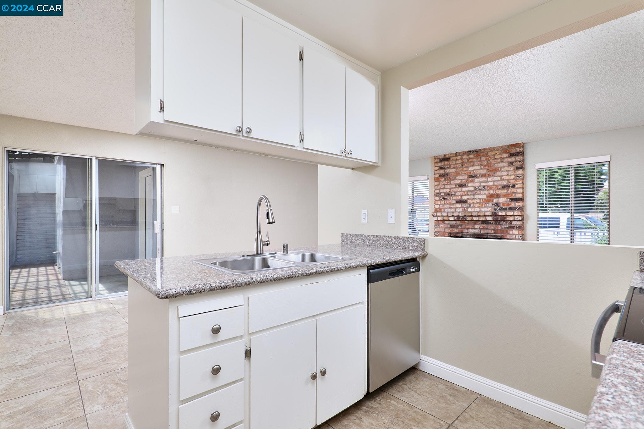 Photo #4: 41070099 Listing 