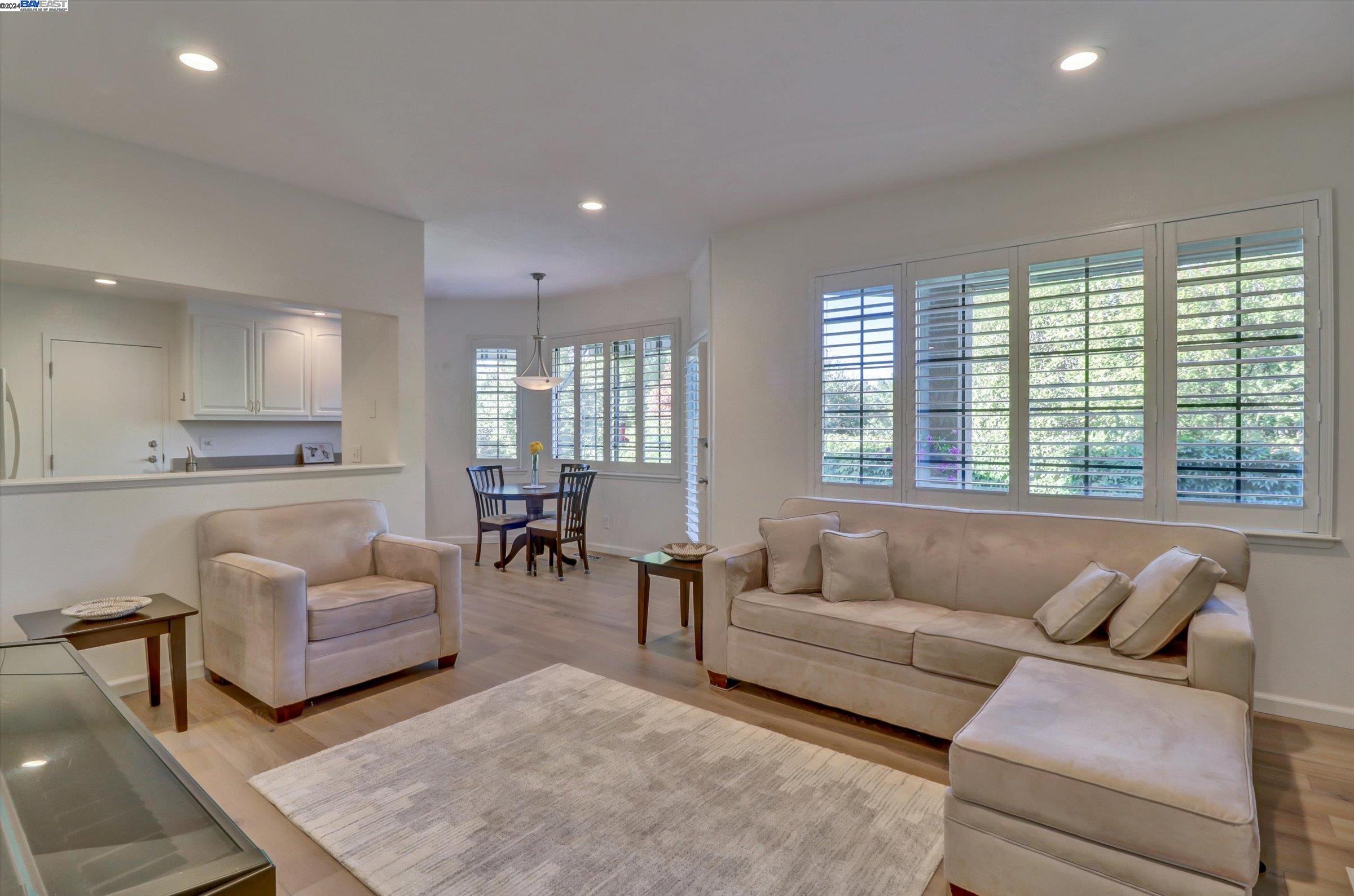 Photo #3: 41070109 Listing 
