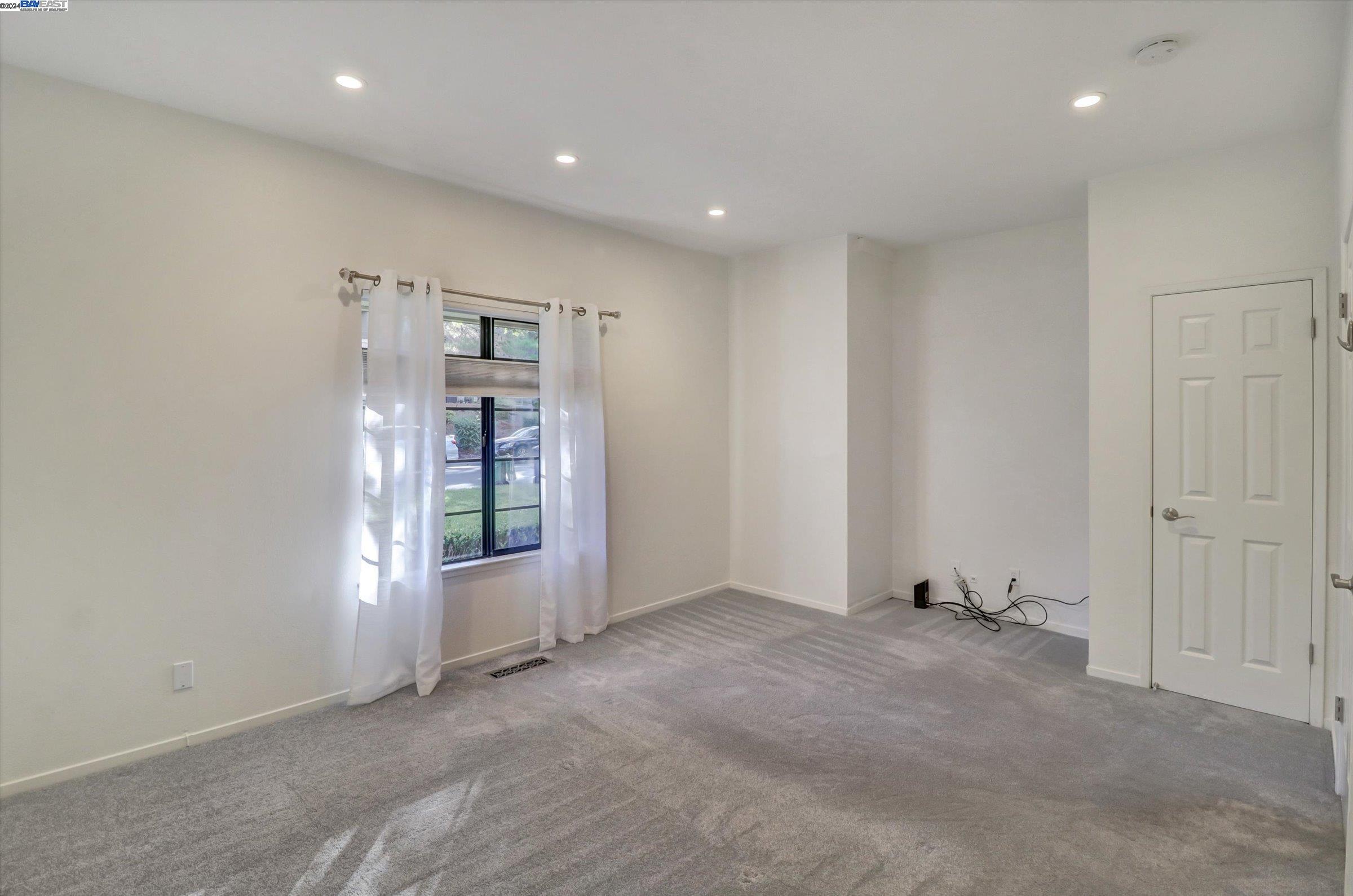 Photo #6: 41070109 Listing 