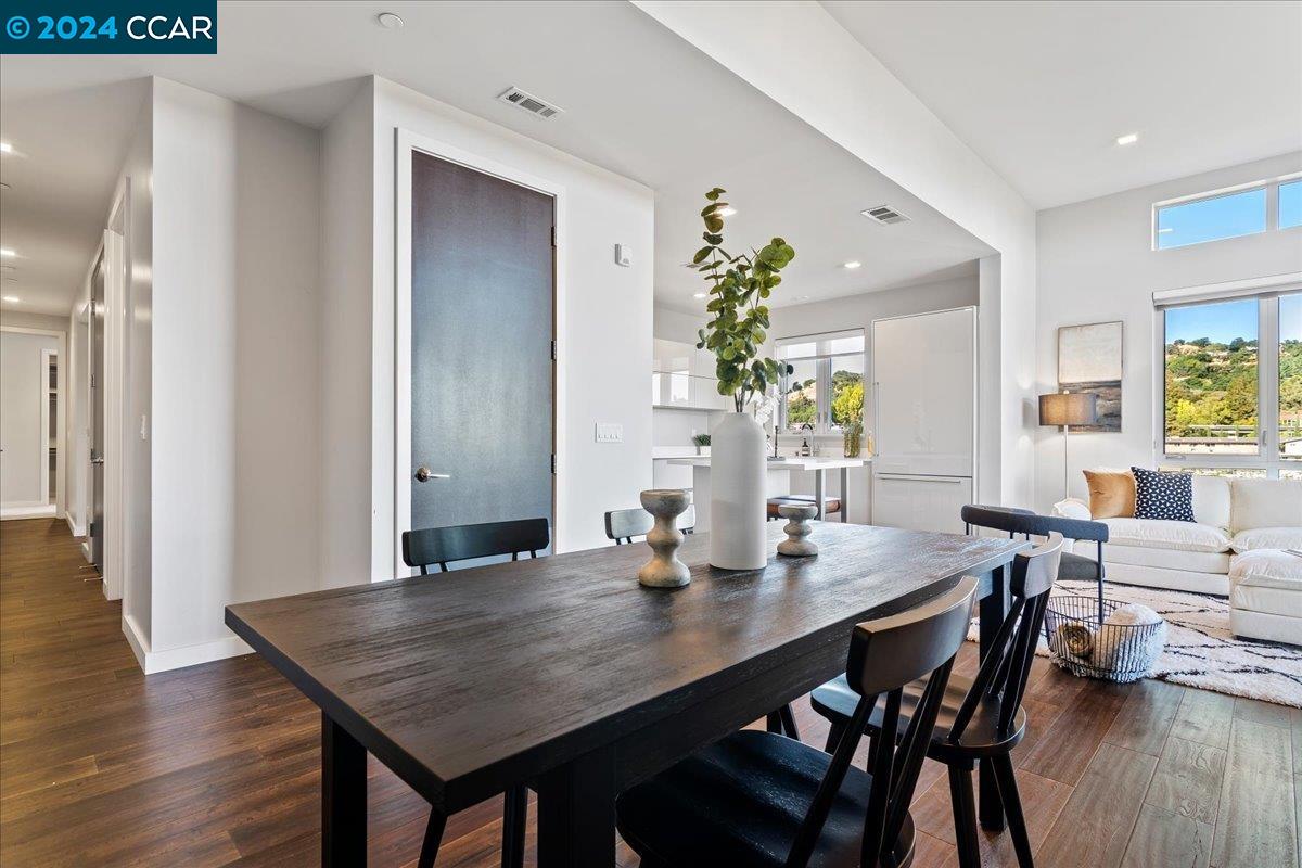 Photo #5: 41070130 Listing 