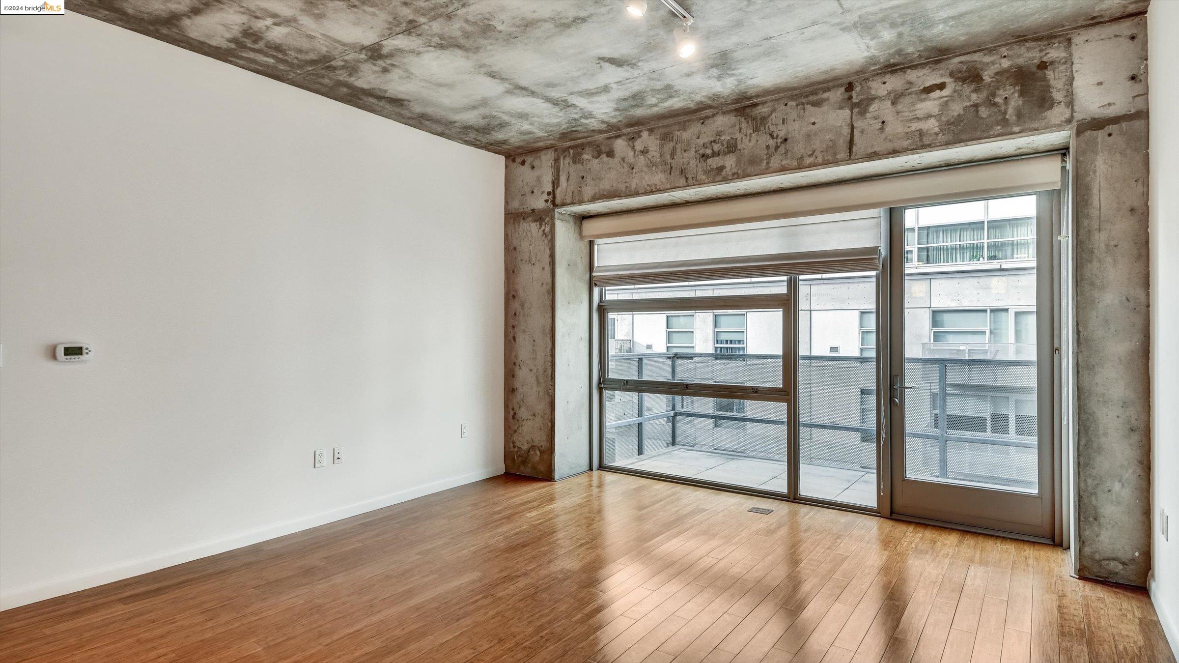 Photo #5: 41070162 Listing 