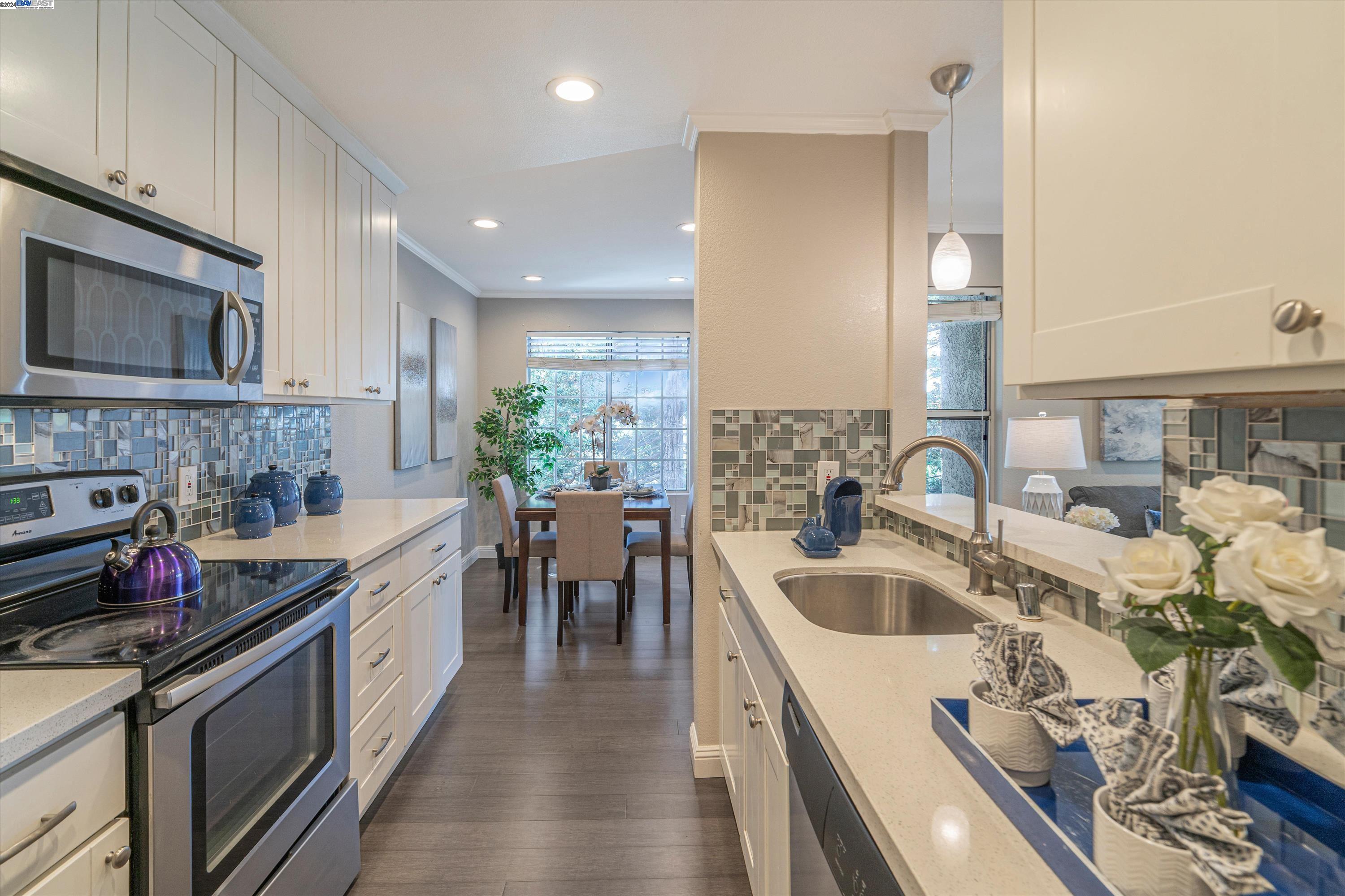 Photo #2: 41070173 Listing 