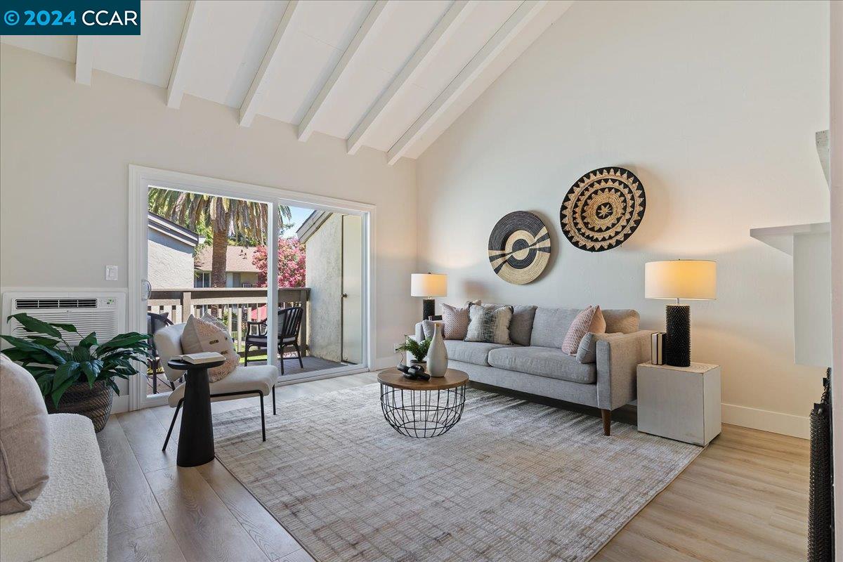 Photo #2: 41070242 Listing 