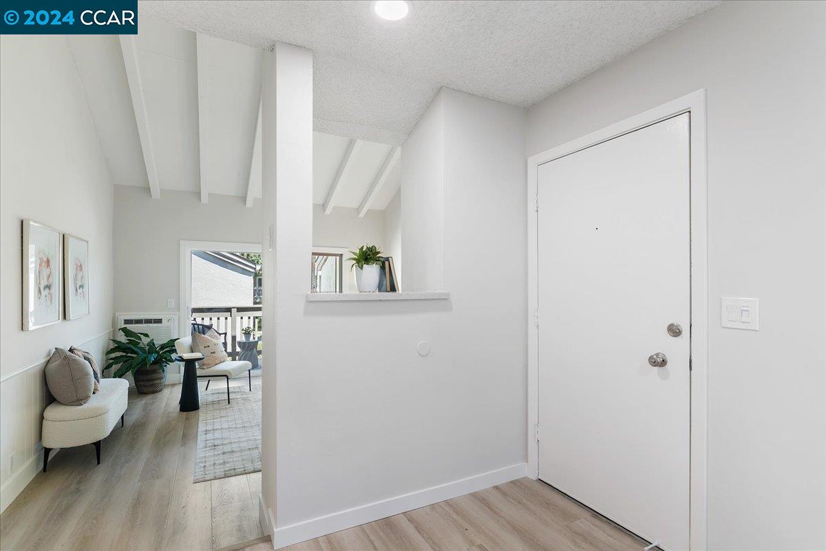 Photo #6: 41070242 Listing 