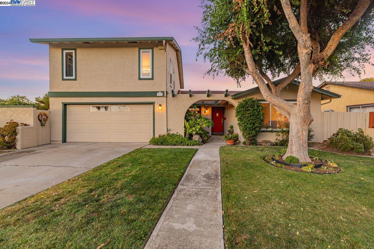 Detail Gallery Image 1 of 1 For 38318 Birch St, Newark,  CA 94560 - 4 Beds | 3 Baths