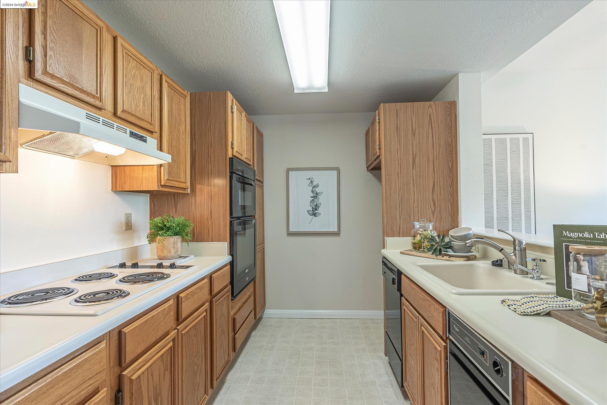 Photo #3: 41070307 Listing 