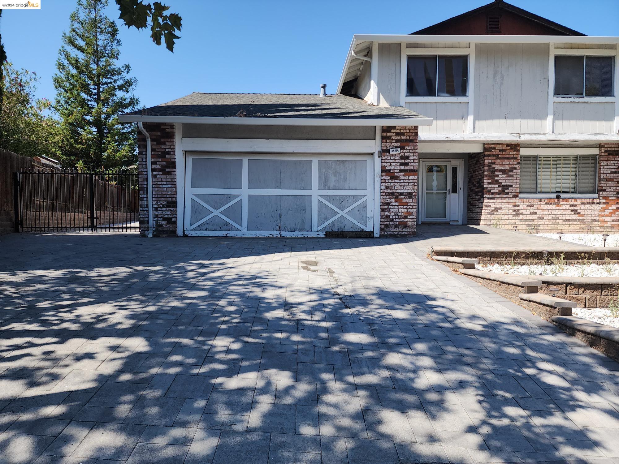 Detail Gallery Image 1 of 1 For 3404 Blythe, Antioch,  CA 94509 - 4 Beds | 2/1 Baths