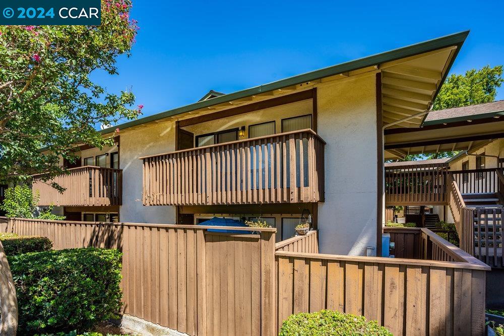 Photo #2: 41070359 Listing 