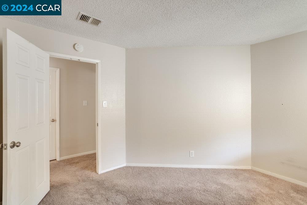Photo #37: 41070359 Listing: Photo #37