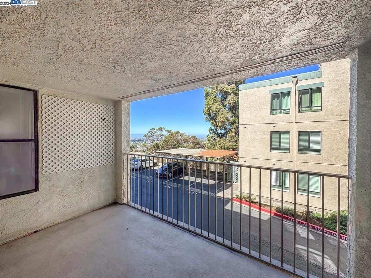 Detail Gallery Image 32 of 35 For 2505 Miramar Ave. #112,  Castro Valley,  CA 94546 - 2 Beds | 2 Baths