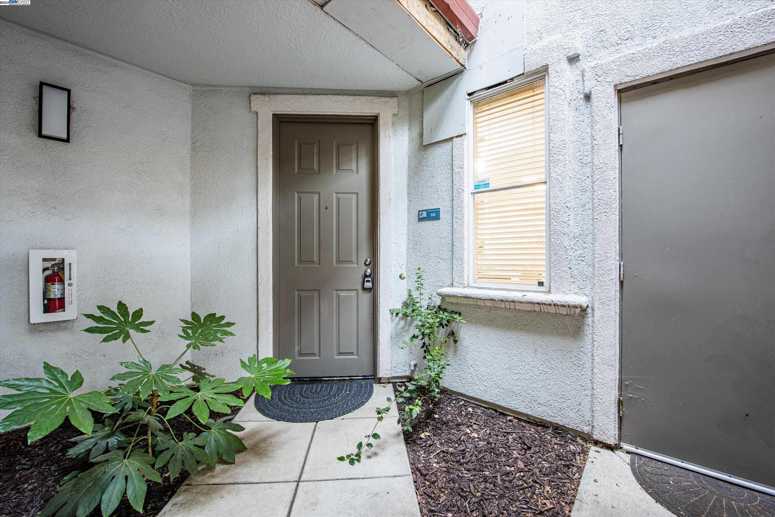 Photo #2: 41070432 Listing 